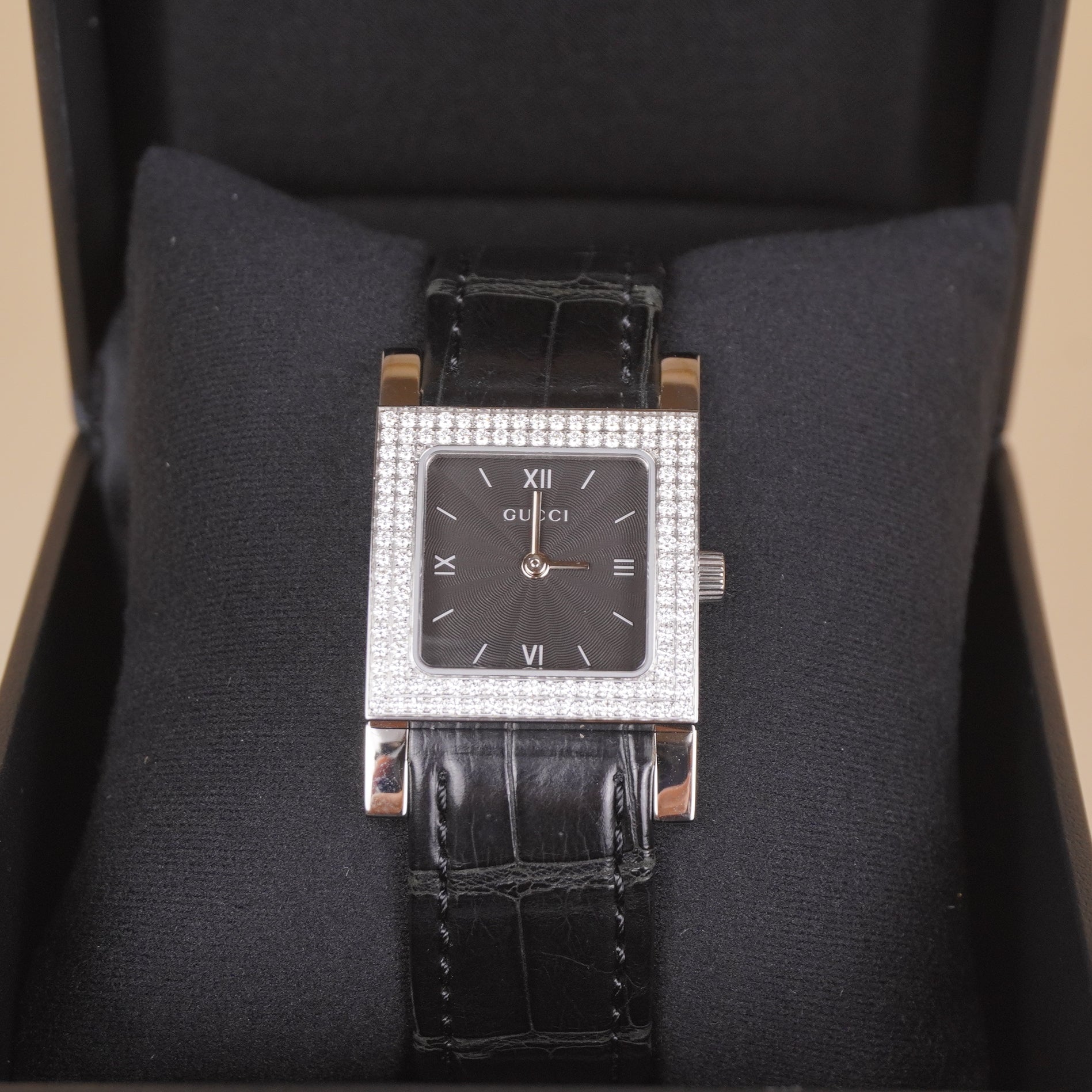 PRE-OWNED GG Silver Watch Black Lizard Strap