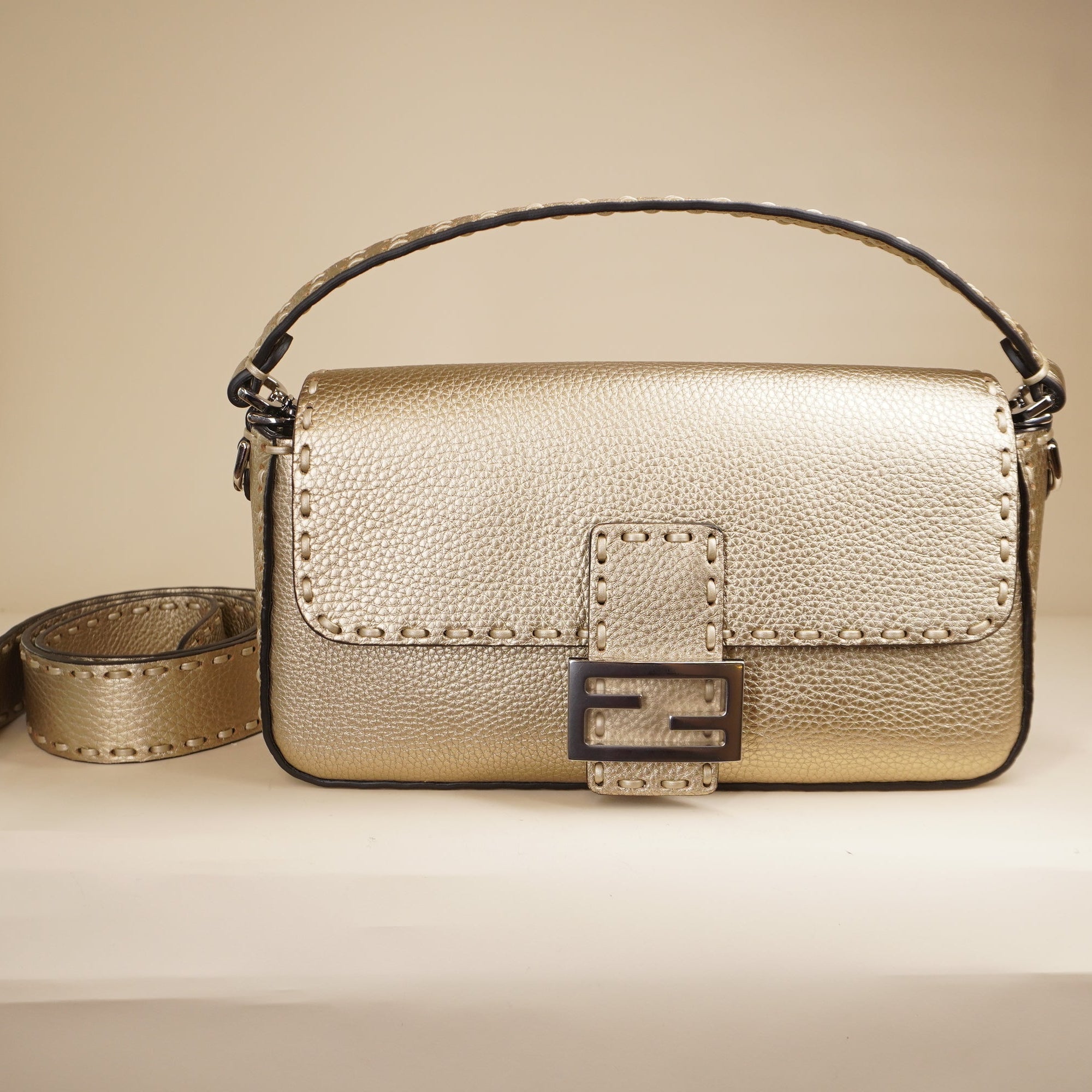 PRE-OWNED Gold Baguette Selleria Shoulder Bag