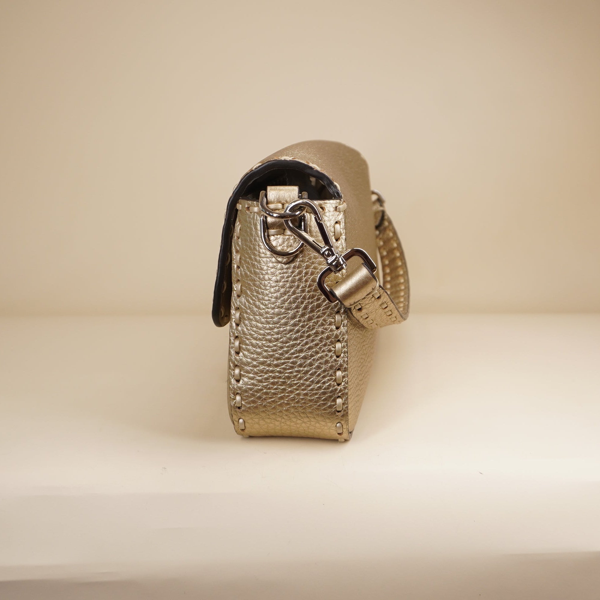 PRE-OWNED Gold Baguette Selleria Shoulder Bag