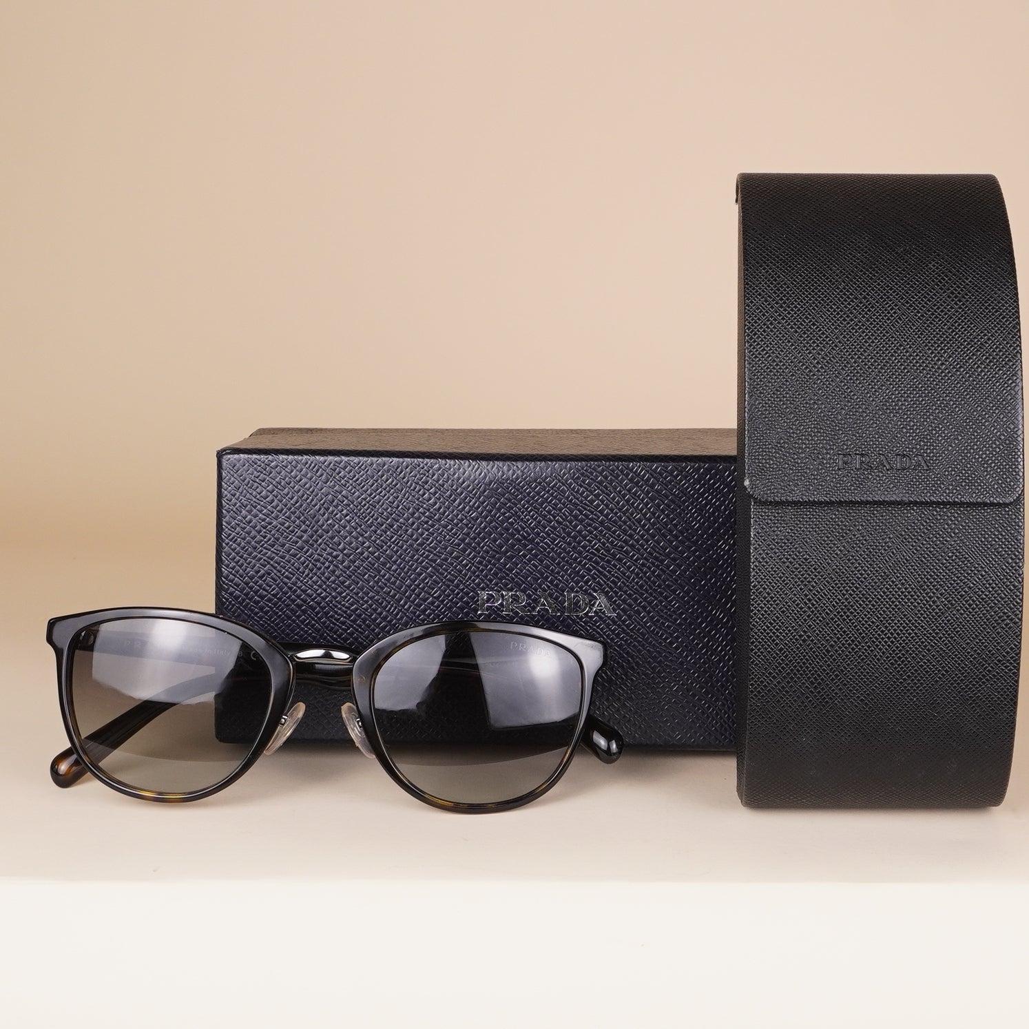 PRE-OWNED PR22SS Habana Tortoiseshell Round Sunglasses