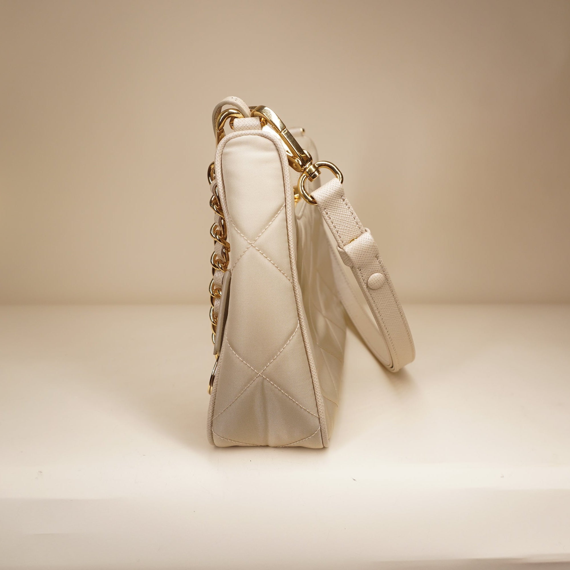 PRE-OWNED Re-Edition 1995 Chaîne Re-Nylon Shoulder Bag