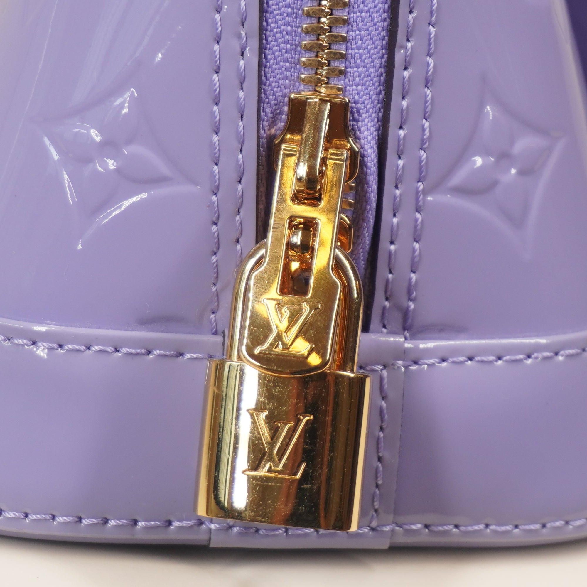 PRE-OWNED LV Vernis Alma BB Lilac Shoulder Bag
