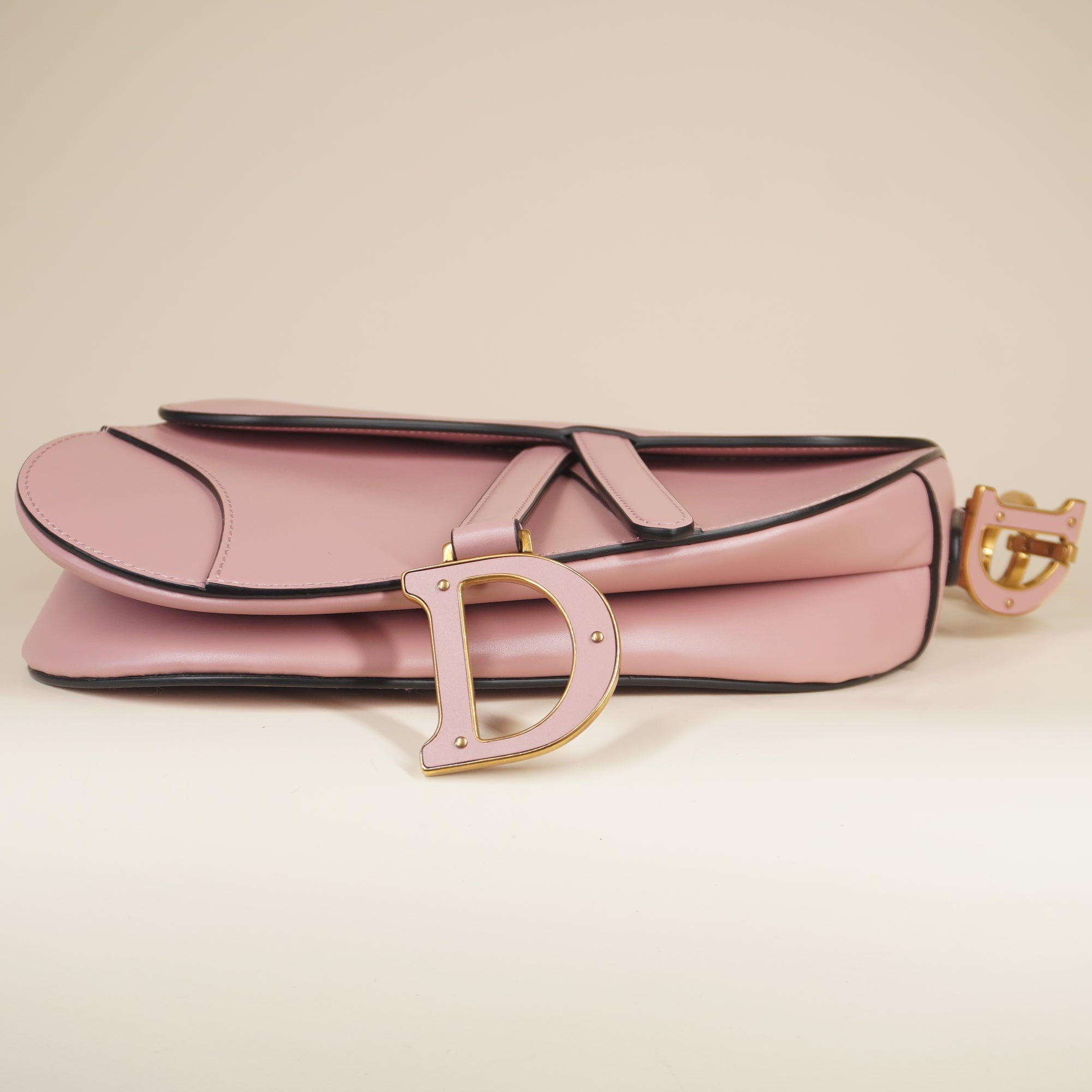 PRE-OWNED Smooth Calfskin Saddle Bag With Strap Antique Pink