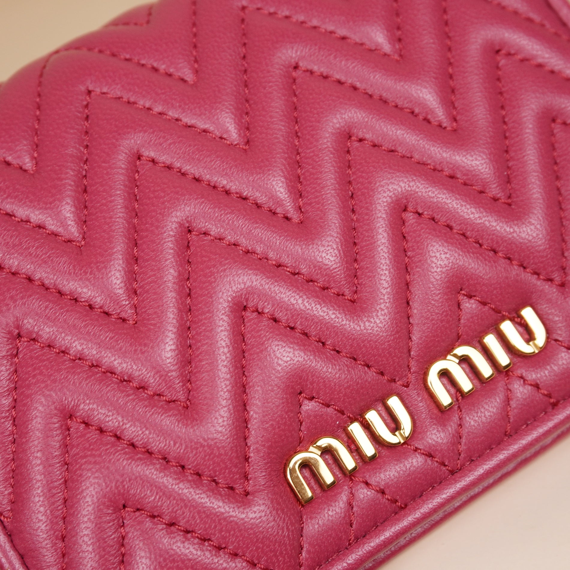 PRE-OWNED Quilted Chevron Lambskin Pink Compact Wallet