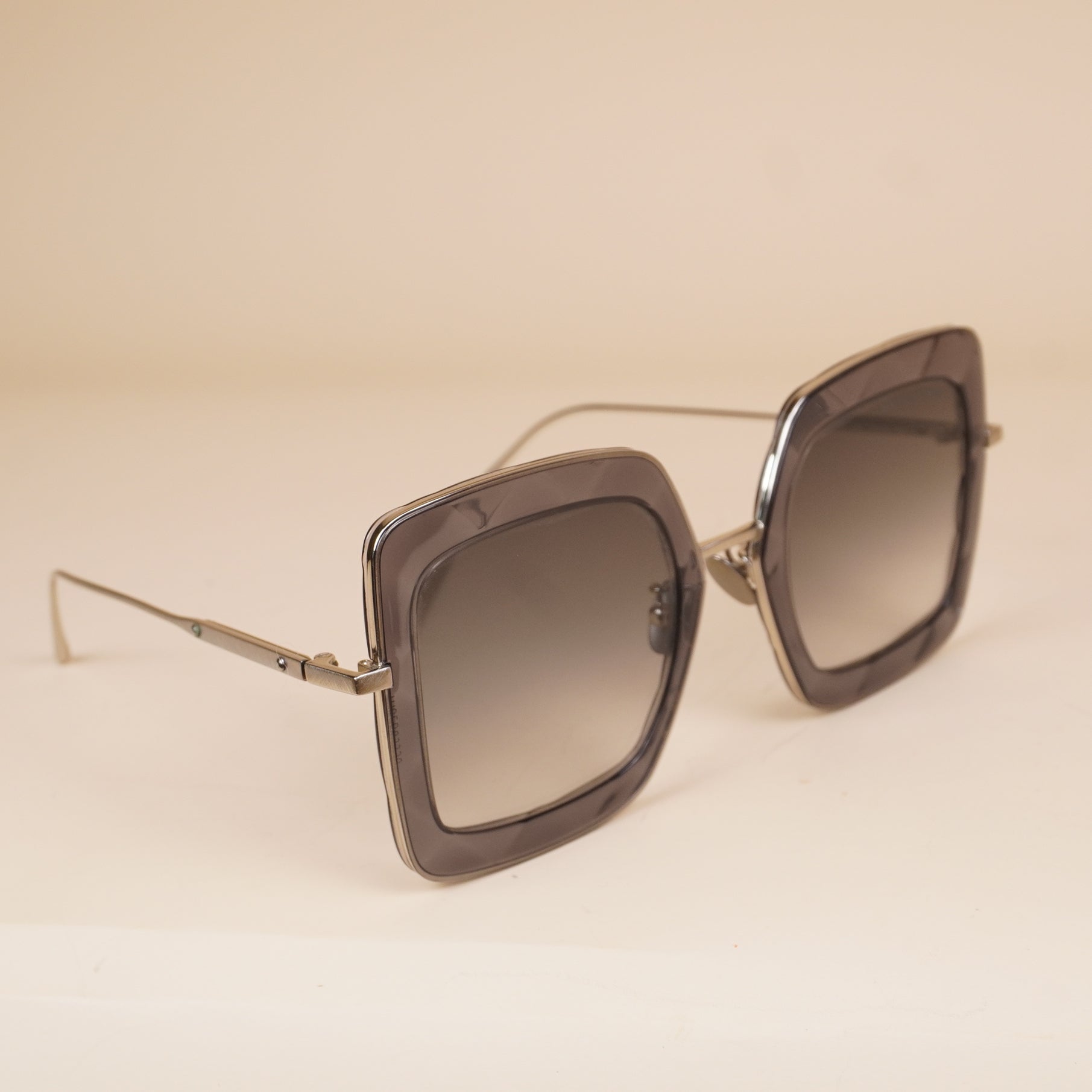 PRE-OWNED Grey BV0209S Oversize Square Gradient Sunglasses