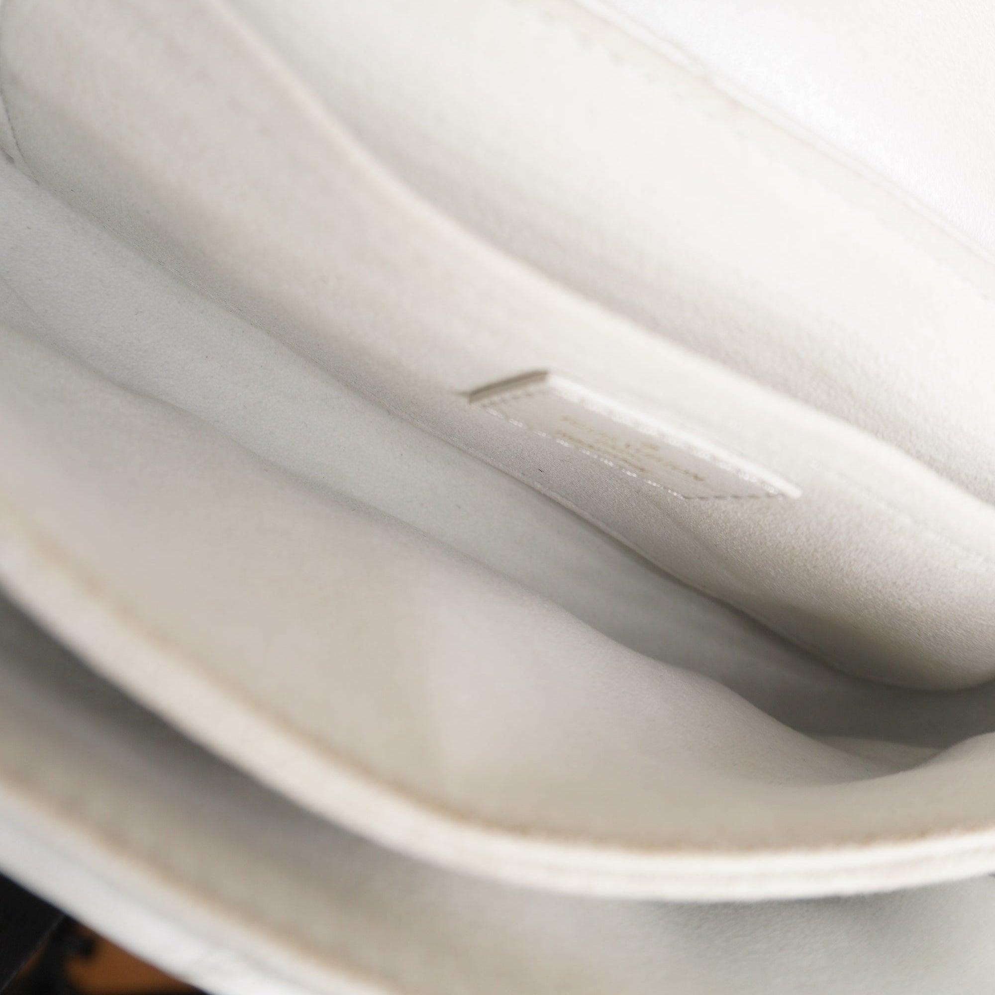 PRE-OWNED  New Wave Chain PM Metallic Calfskin White Shoulder Bag