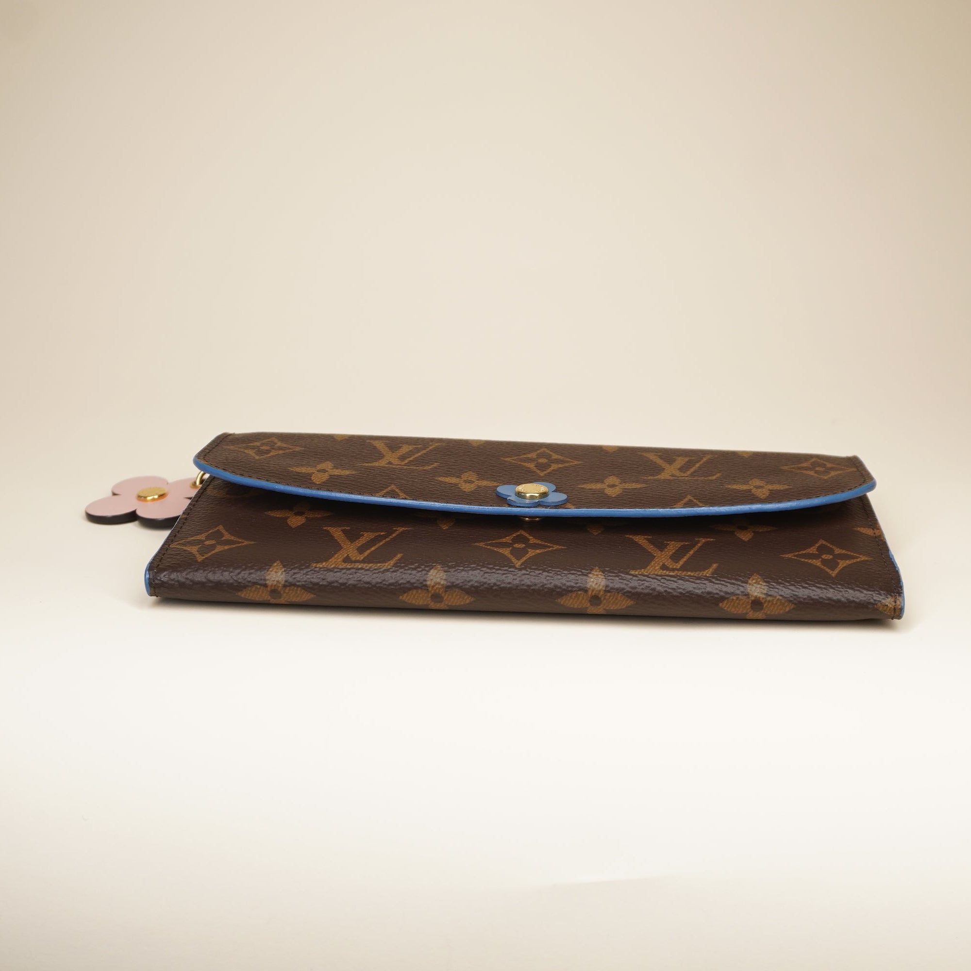  PRE-OWNED LV Monogram Canvas Emilie Wallet