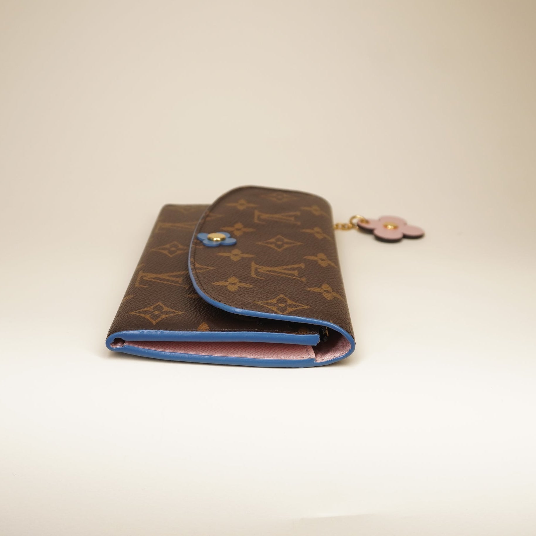  PRE-OWNED LV Monogram Canvas Emilie Wallet