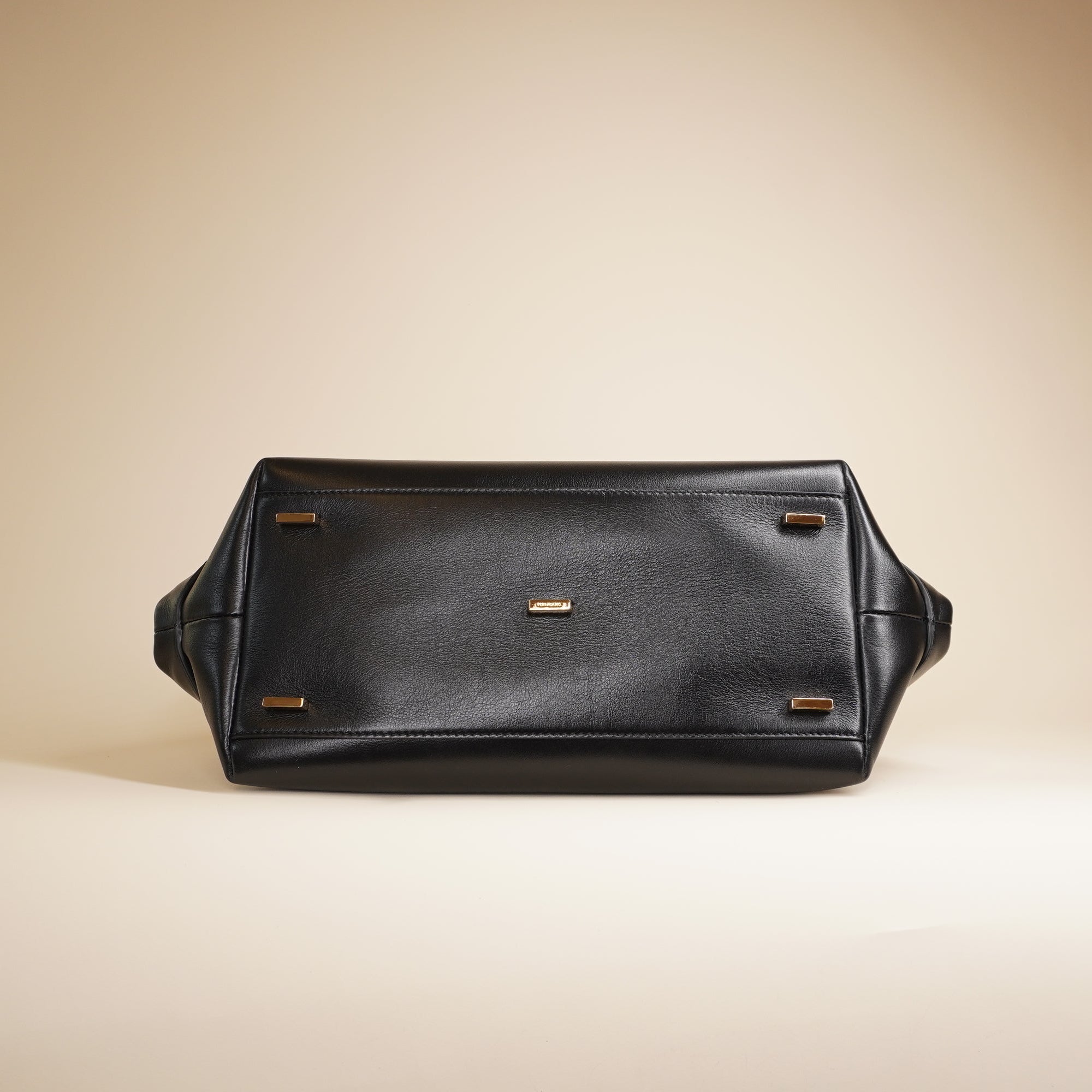 PRE-OWNED Black Leather Blossom Top-Handle and Shoulder Bag