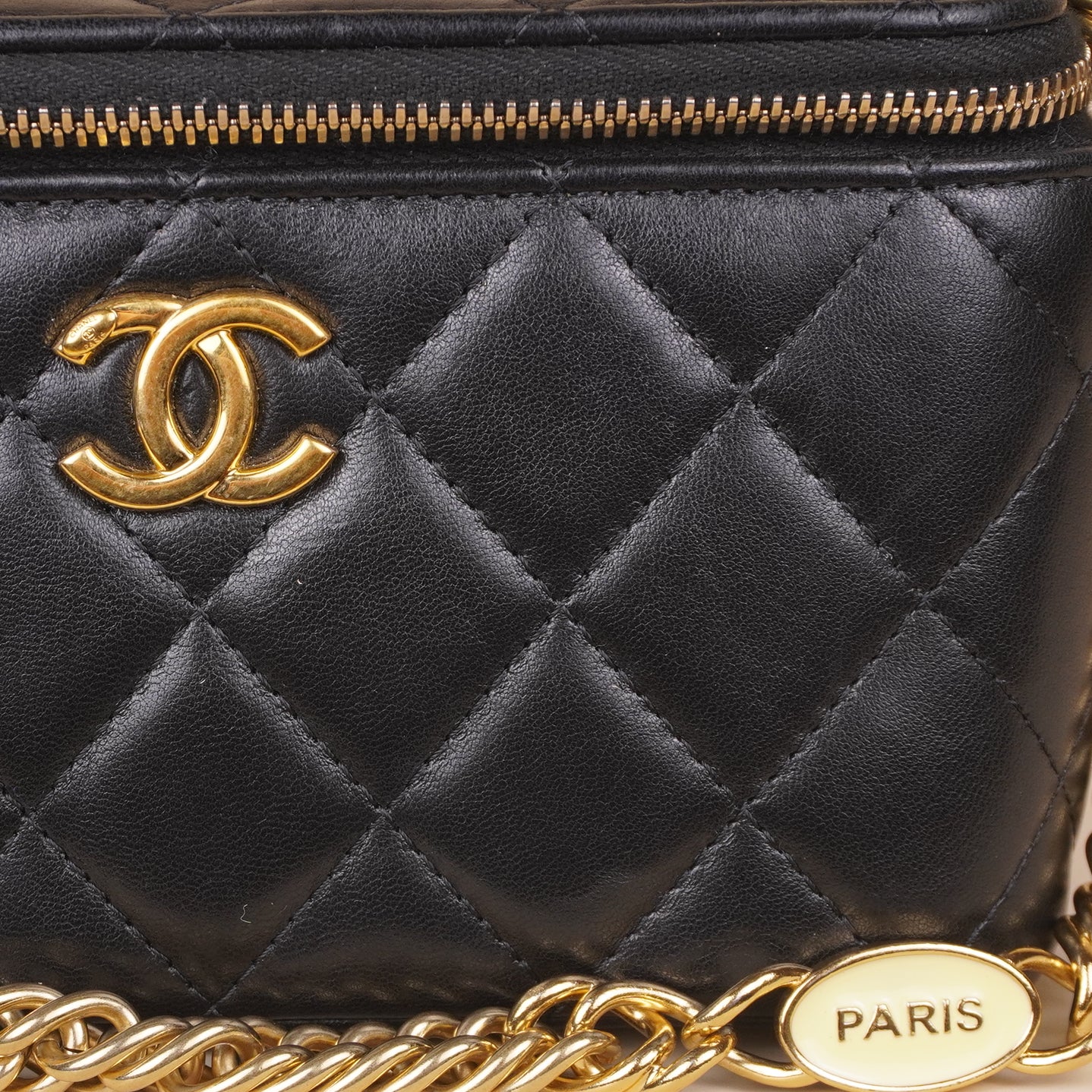 PRE-OWNED CC Black Lambskin Vanity Case Crossbody Bag 