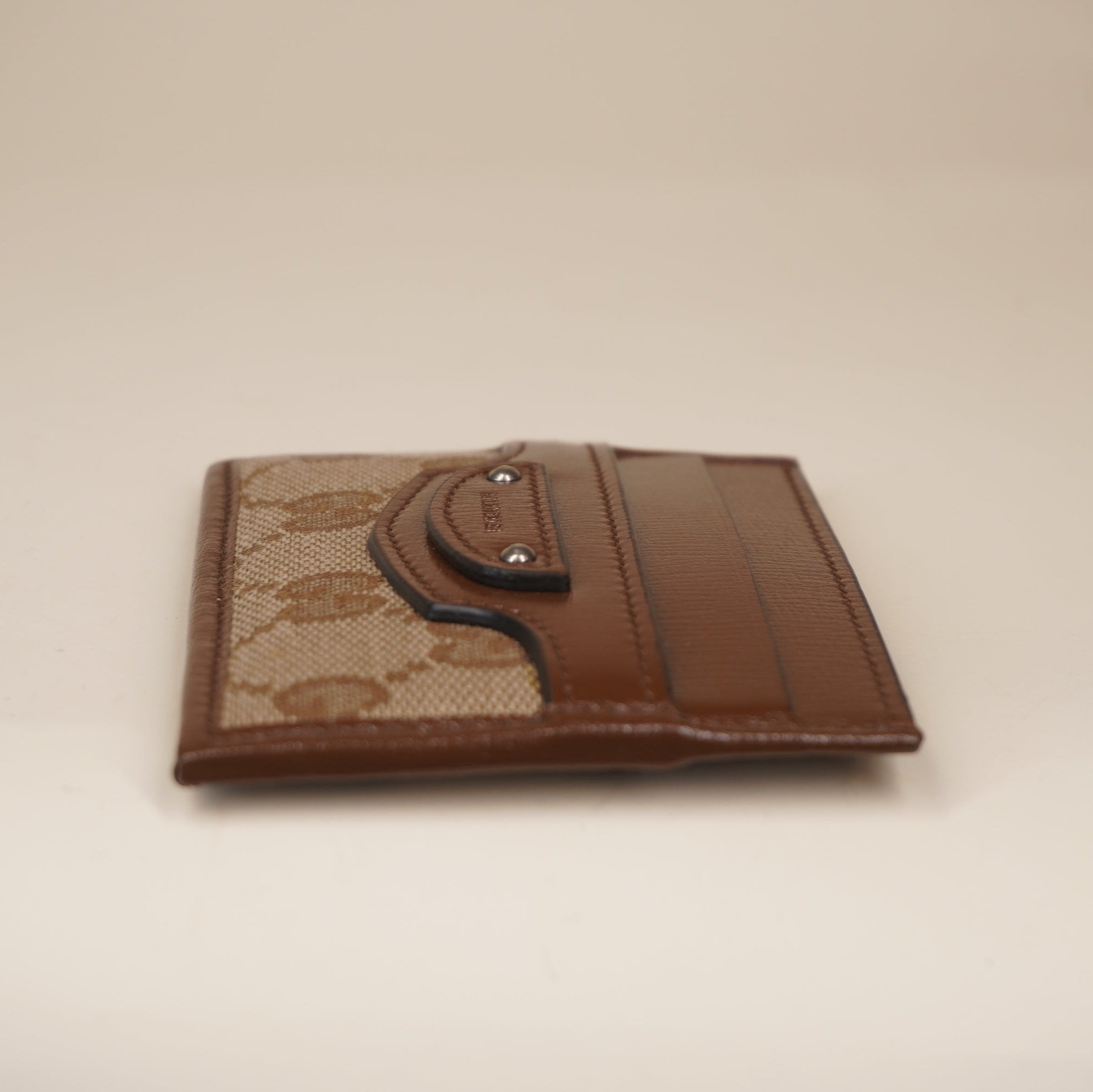 PRE-OWNED x GG Monogram Azalea Calfskin Neo Classic Card Holder