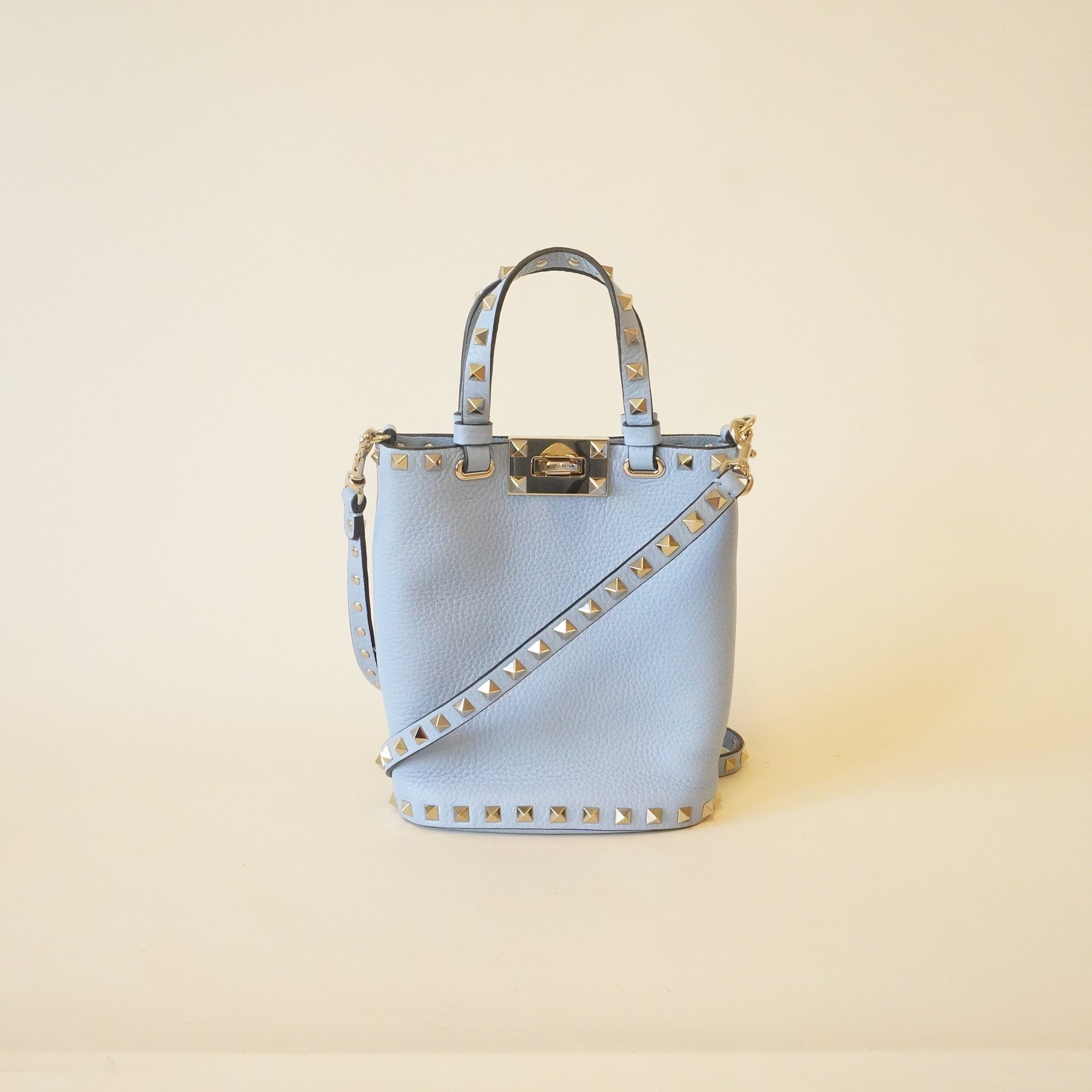 PRE-OWNED Rockstud Vanity Bag Light Blue Leather Crossbody
