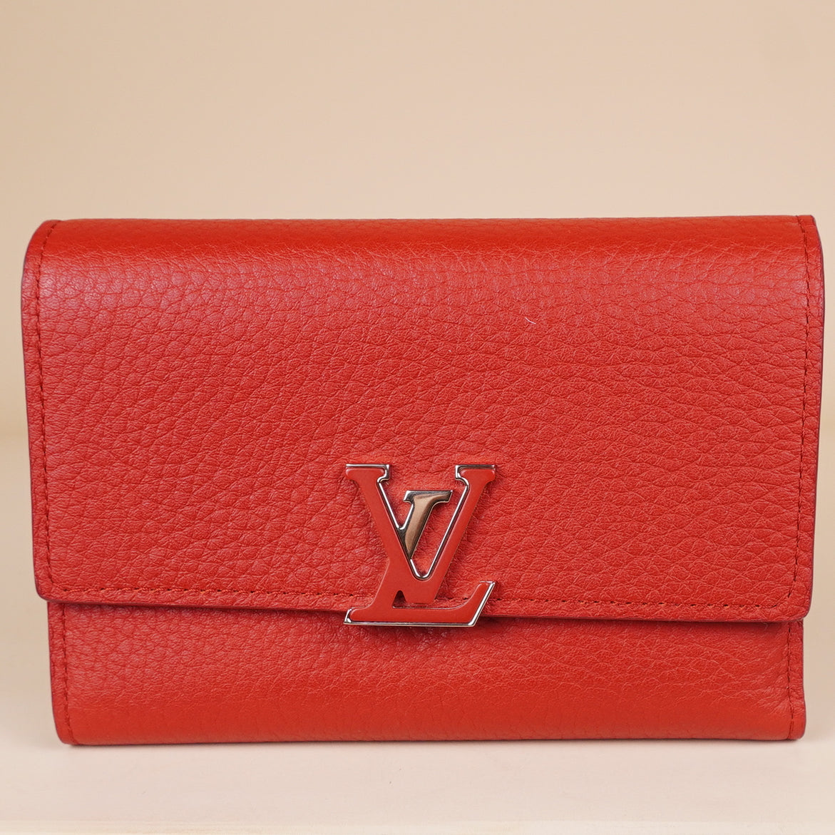 PRE-OWNED LV Taurillon Capucines Compact Wallet Scarlet