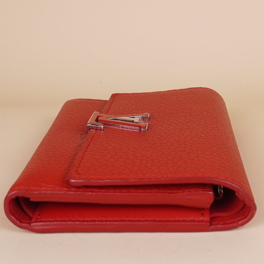 PRE-OWNED LV Taurillon Capucines Compact Wallet Scarlet