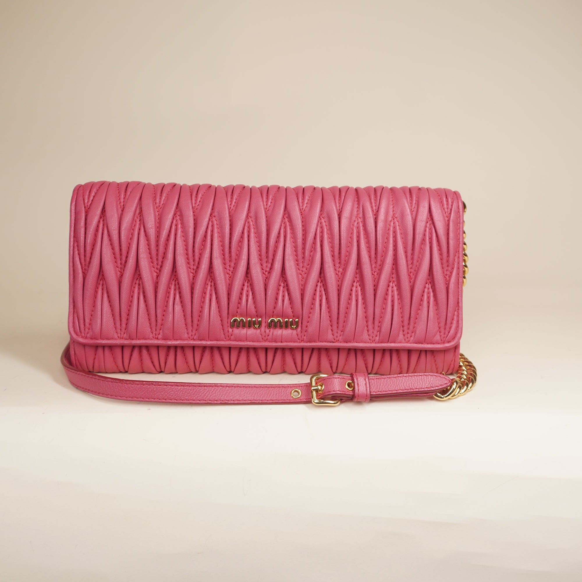 PRE-OWNED Nappa Matelasse Wallet On Chain Pink