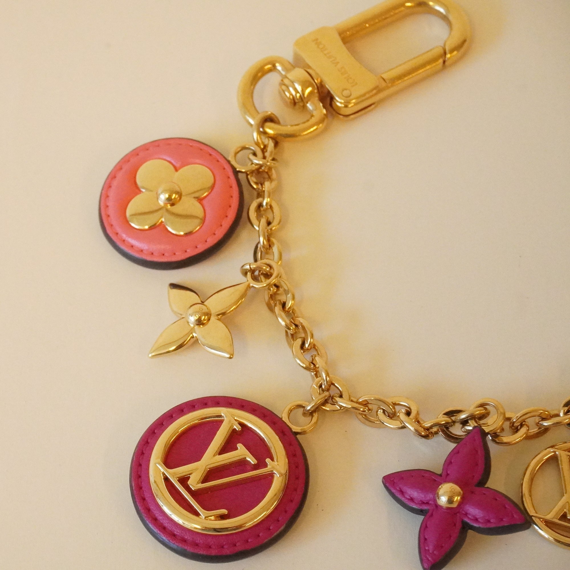 PRE-OWNED LV Gold Chain Preppy Flower Key Chain Bag Charm
