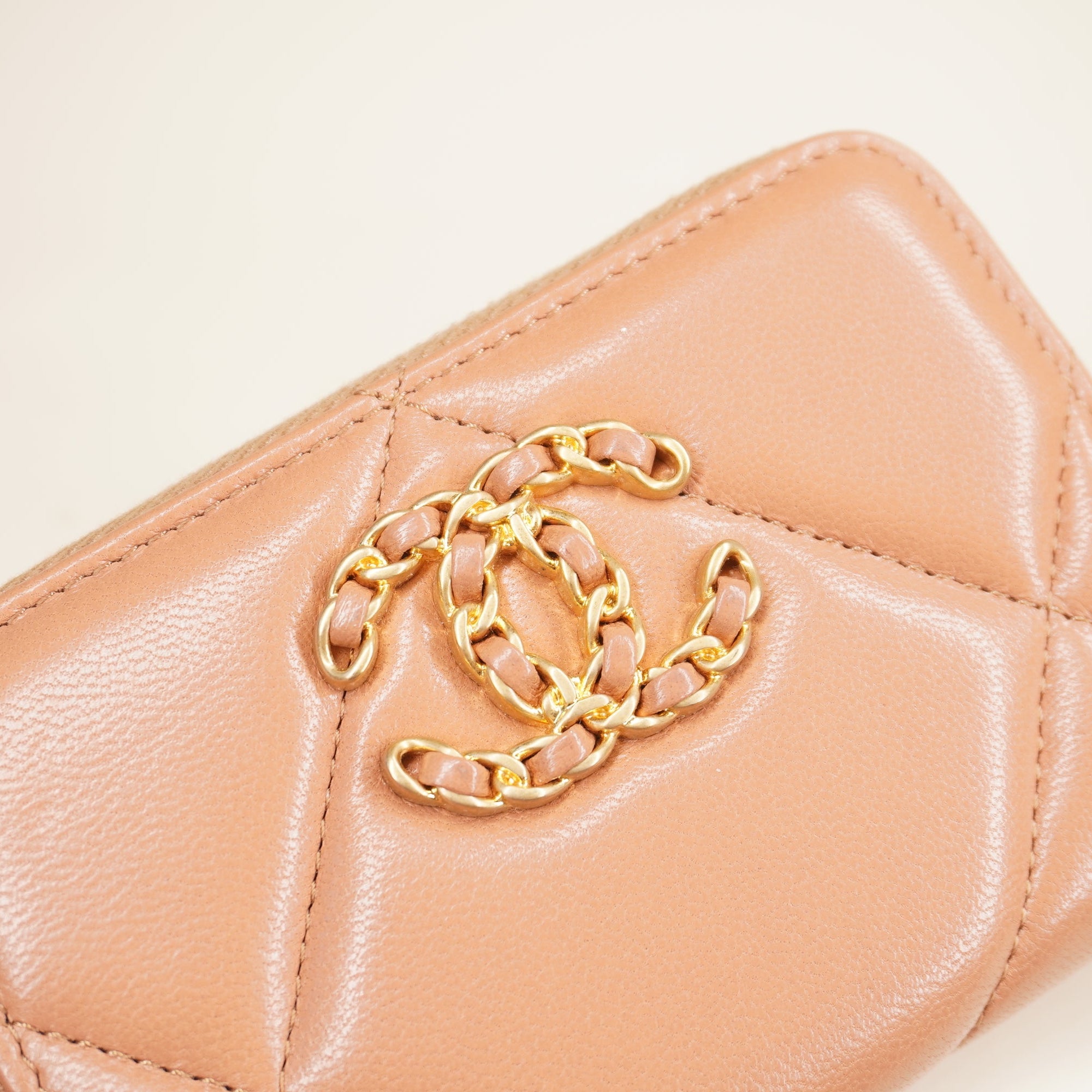 PRE-OWNED Lambskin Quilted Chanel 19 Zip Around Coin Purse Wallet Brown