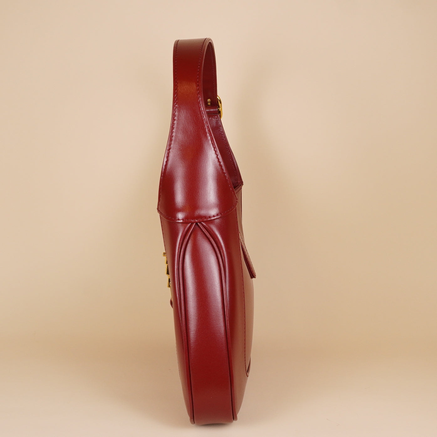 PRE-OWNED GG Boarded Dyana Lux Calfskin Small Jackie 1961 Hobo New Cherry Red with Blue Jackie Charm
