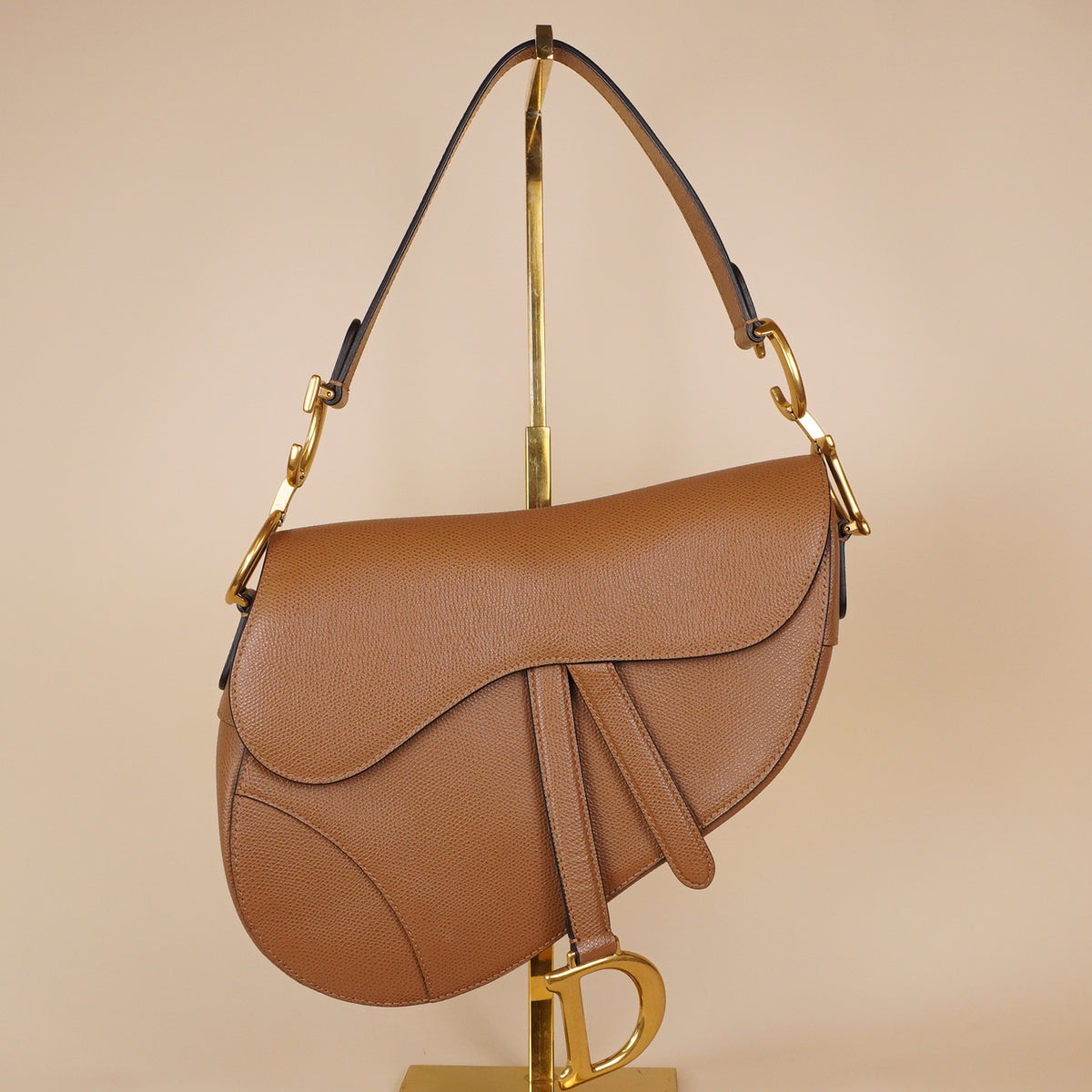 PRE-OWNED Grained Calfskin Saddle Bag With Strap Golden Saddle