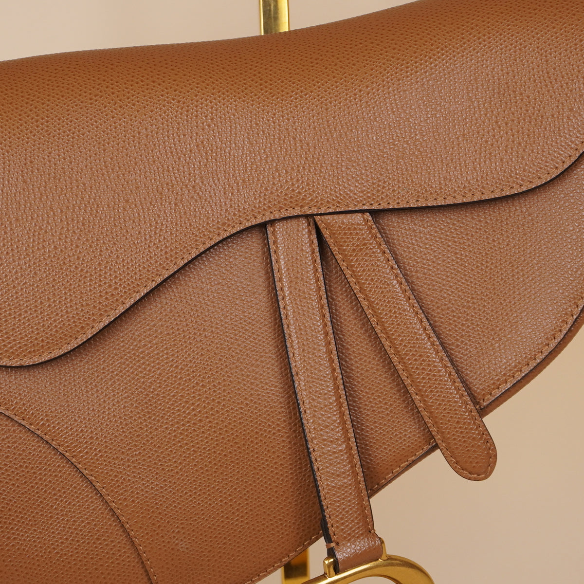 PRE-OWNED Grained Calfskin Saddle Bag With Strap Golden Saddle