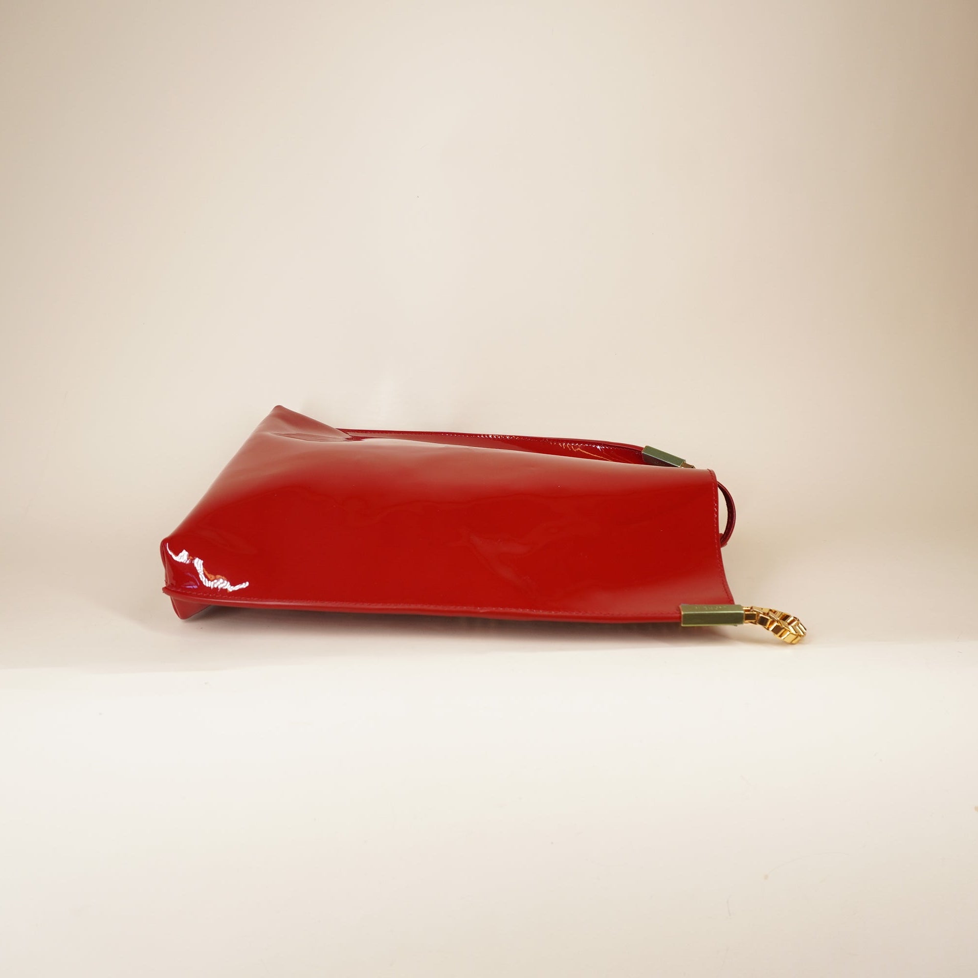 PRE-OWNED Suzanne Red Patent Leather Small Chain Hobo Shoulder Bag