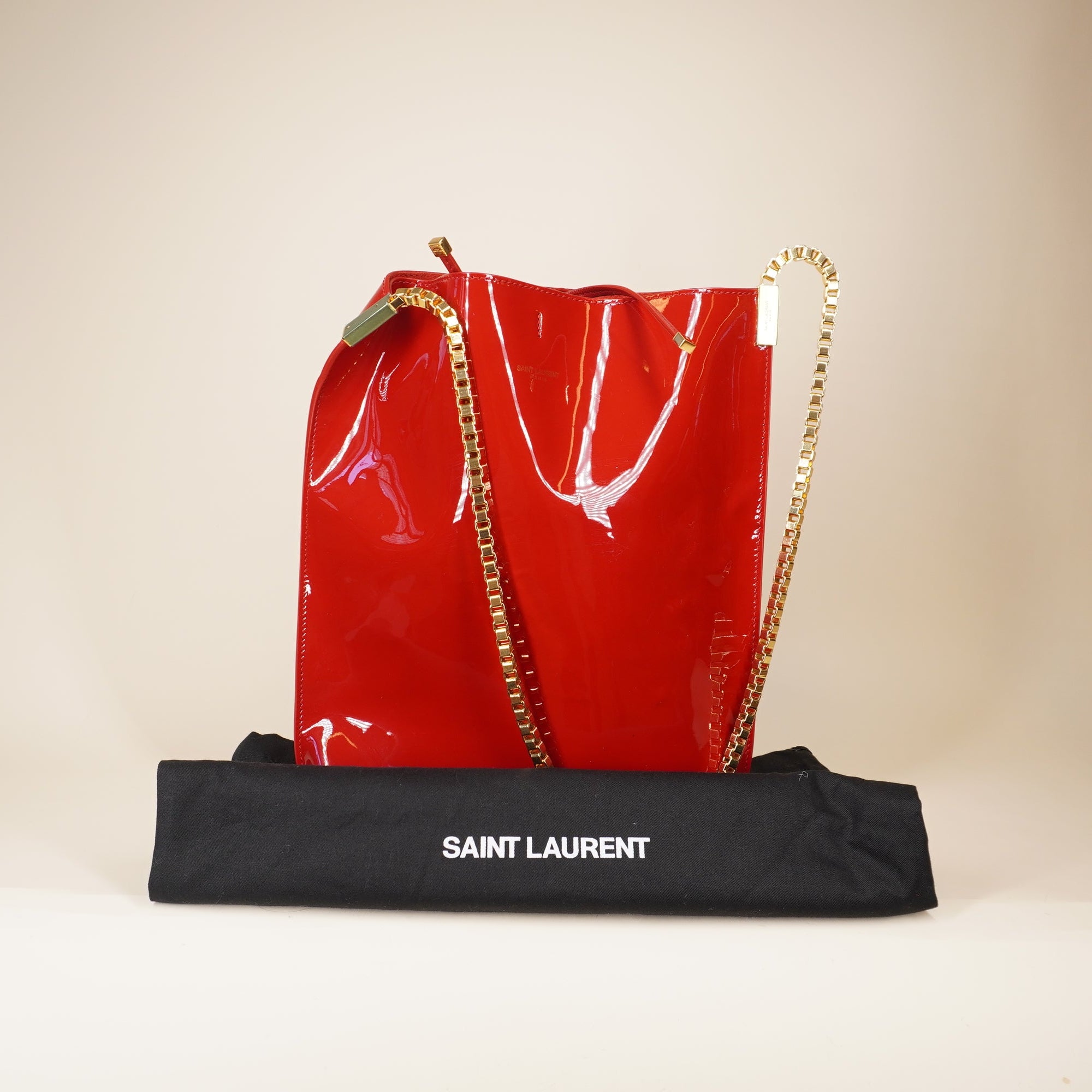 PRE-OWNED Suzanne Red Patent Leather Small Chain Hobo Shoulder Bag