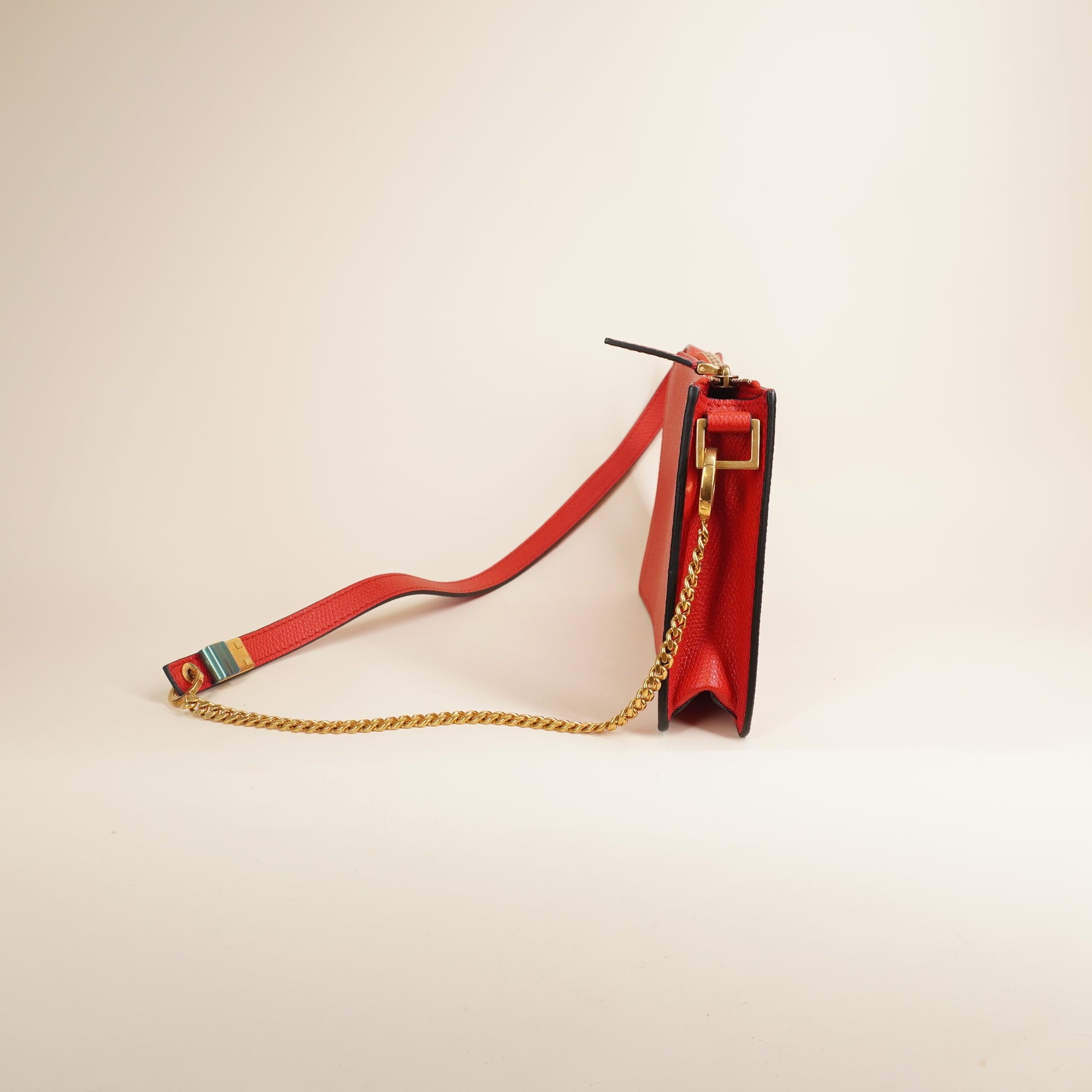 PRE-OWNED Red Valentino Garavani VSling Shoulder Bag