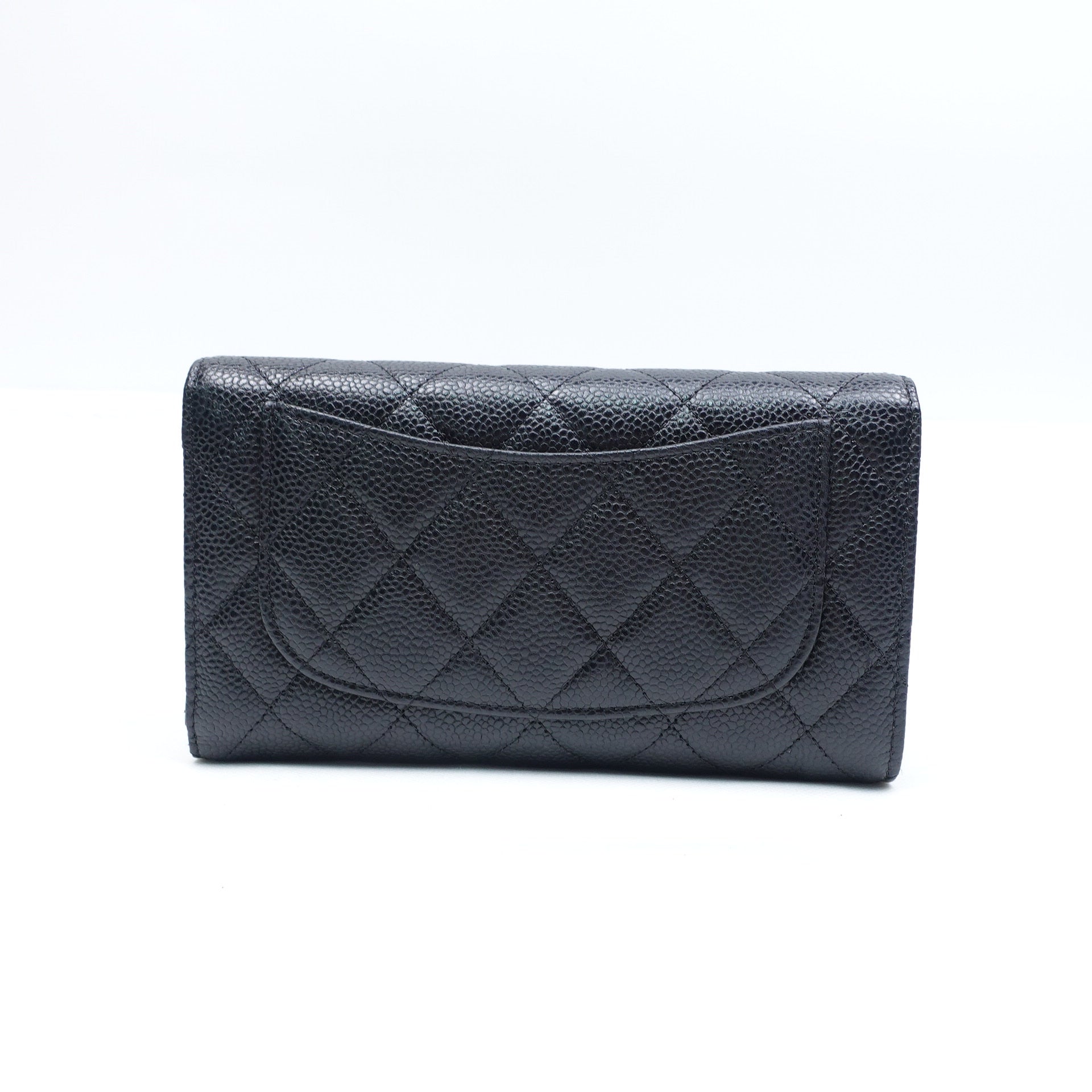 Cartera clásica con solapa larga CC Matelasse negra de segunda mano