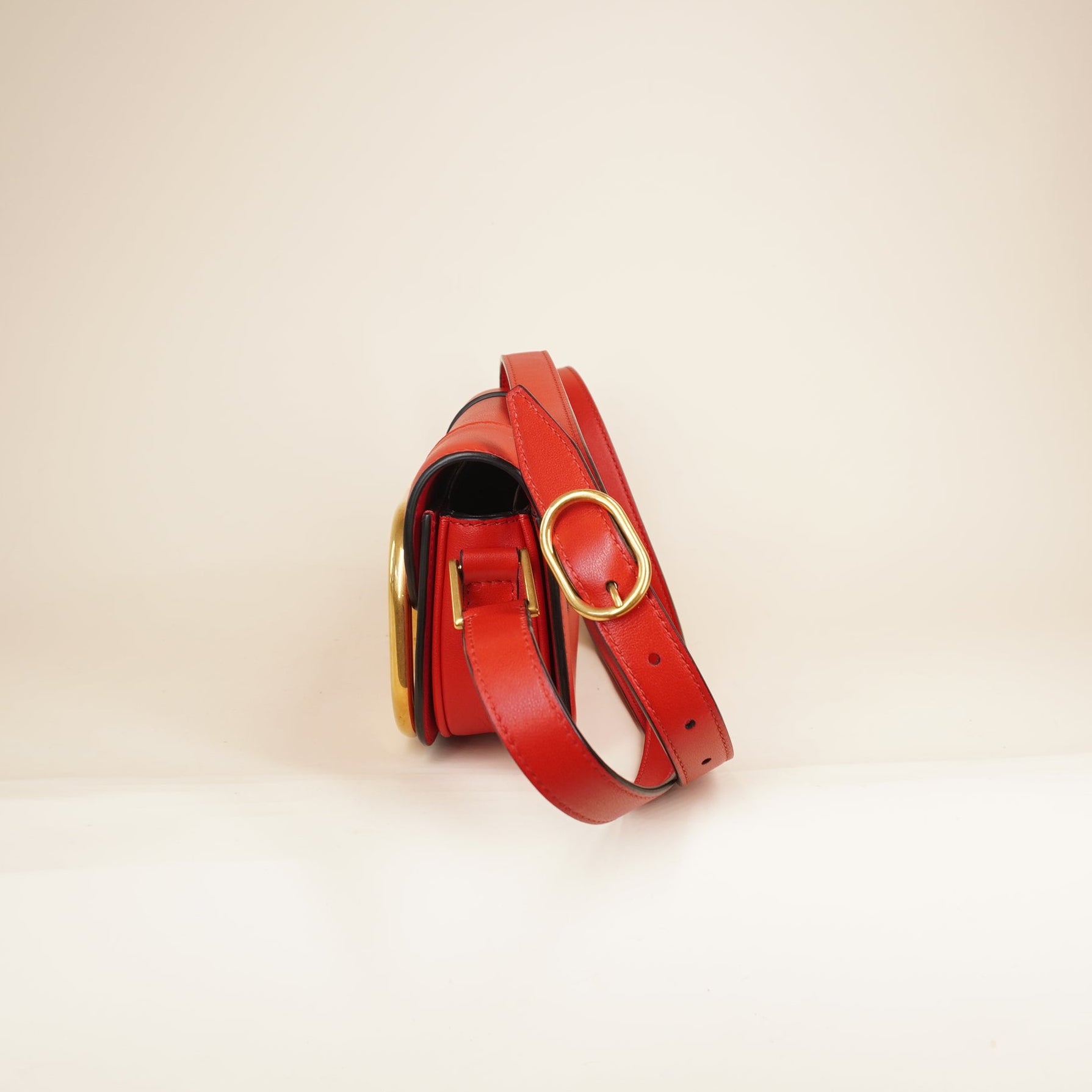 PRE-OWNED Red Leather Small Supervee Crossbody Bag
