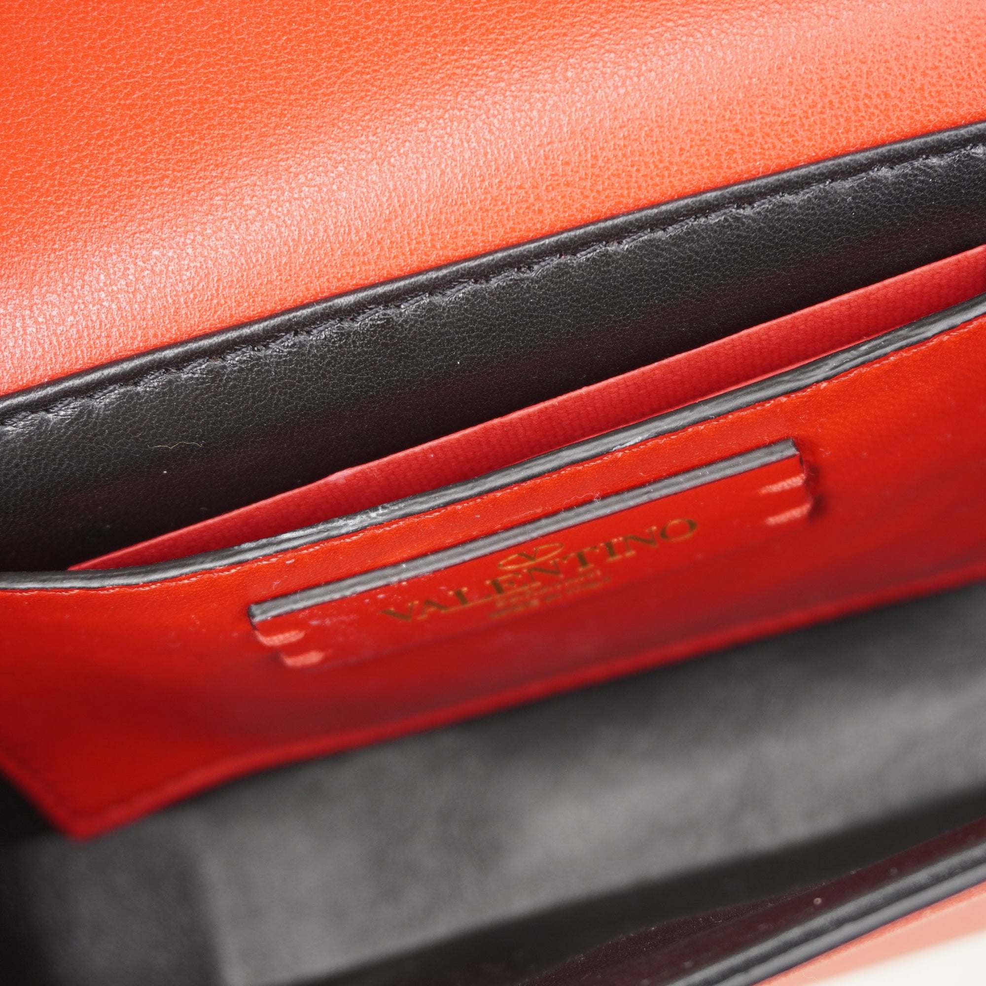 PRE-OWNED Red Leather Small Supervee Crossbody Bag