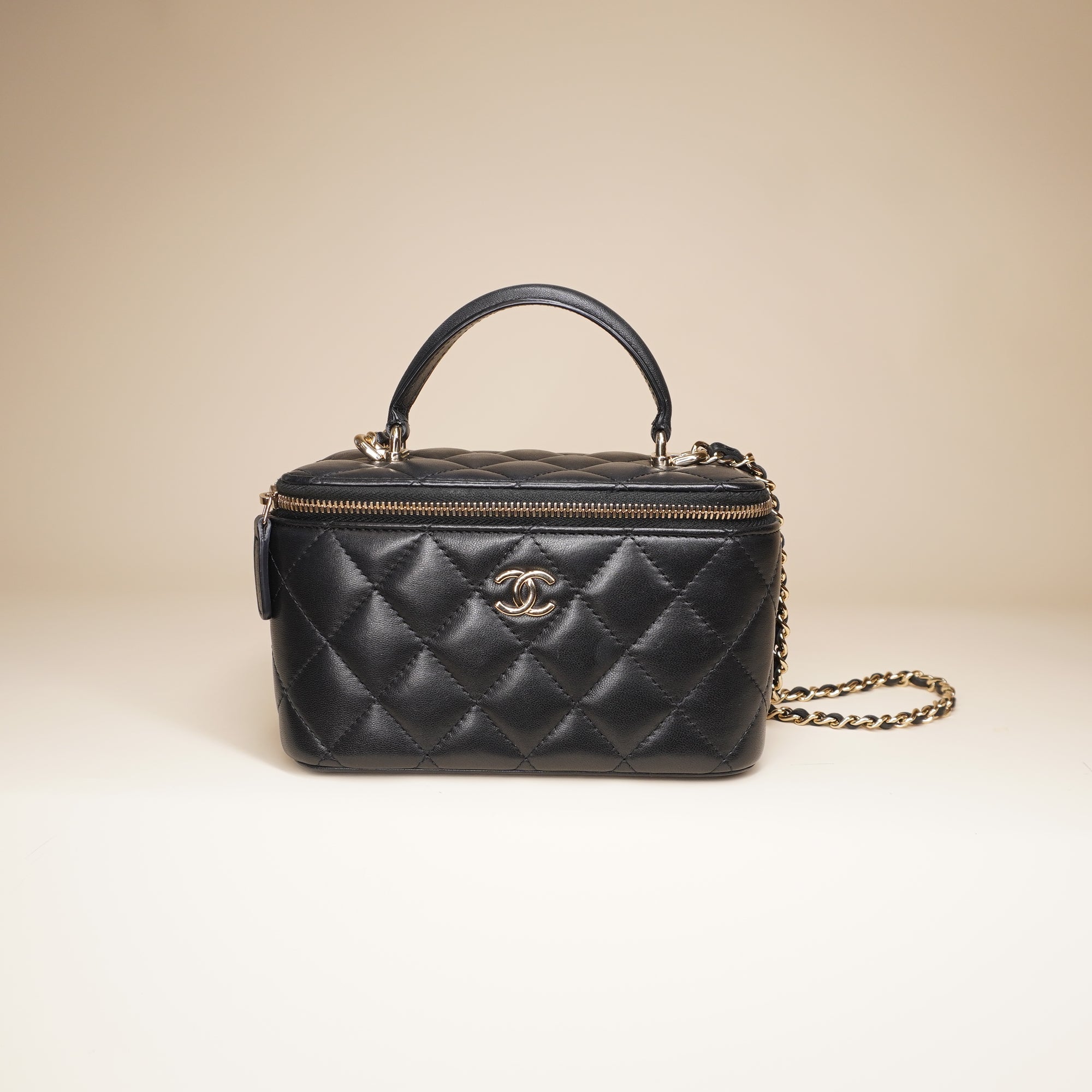 PRE-OWNED CC Black Leather Vanity Top Handle Shoulder Bag