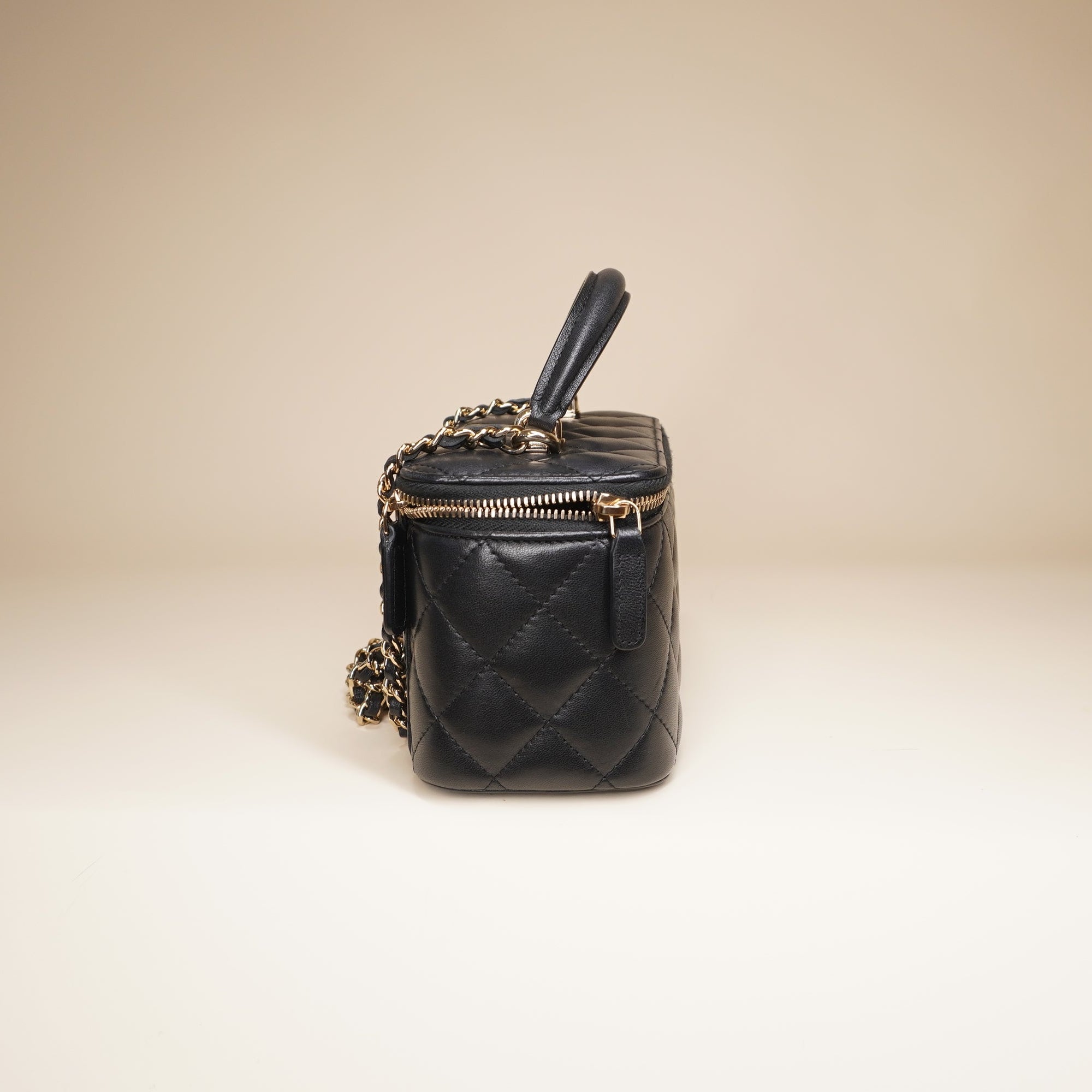 PRE-OWNED CC Black Leather Vanity Top Handle Shoulder Bag