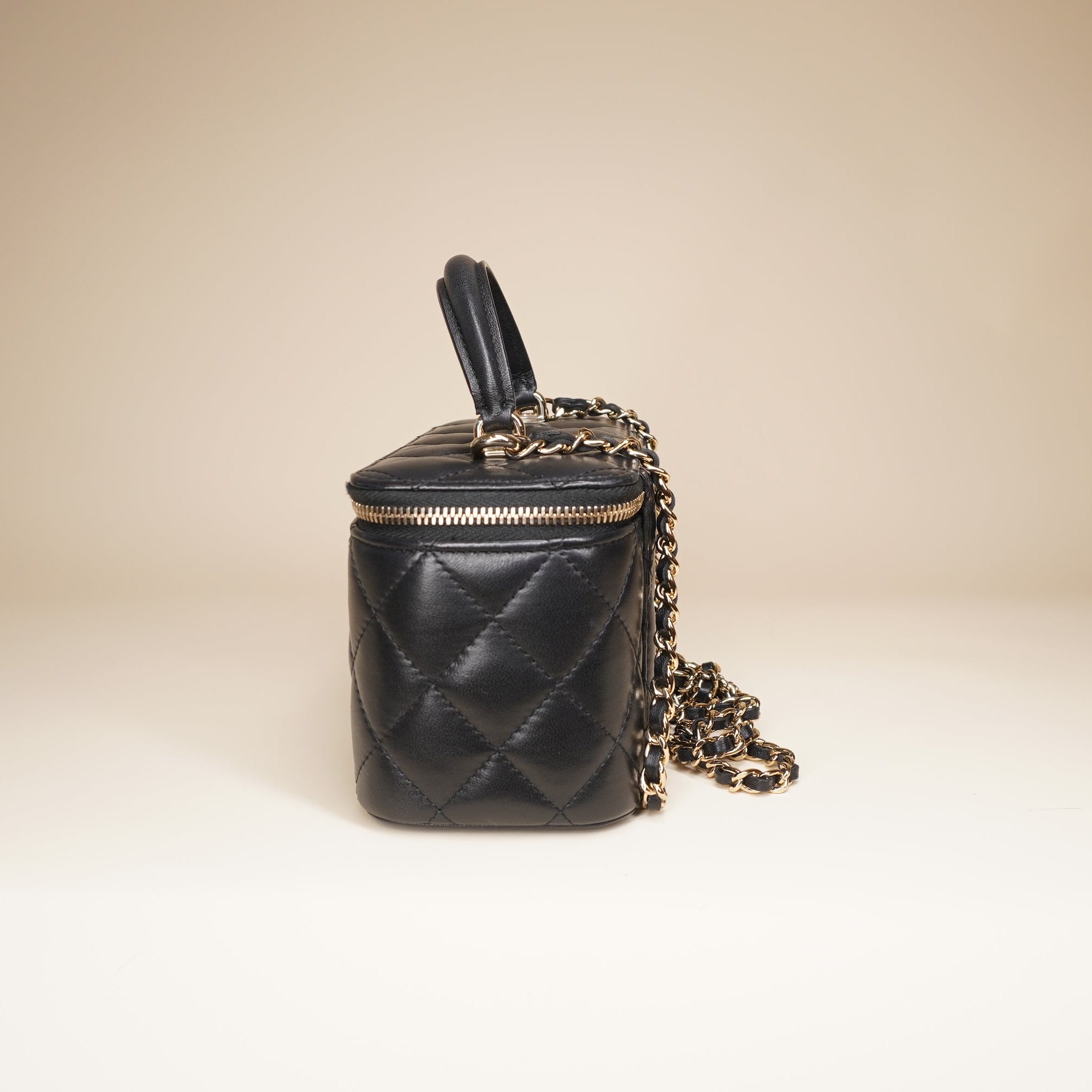 PRE-OWNED CC Black Leather Vanity Top Handle Shoulder Bag