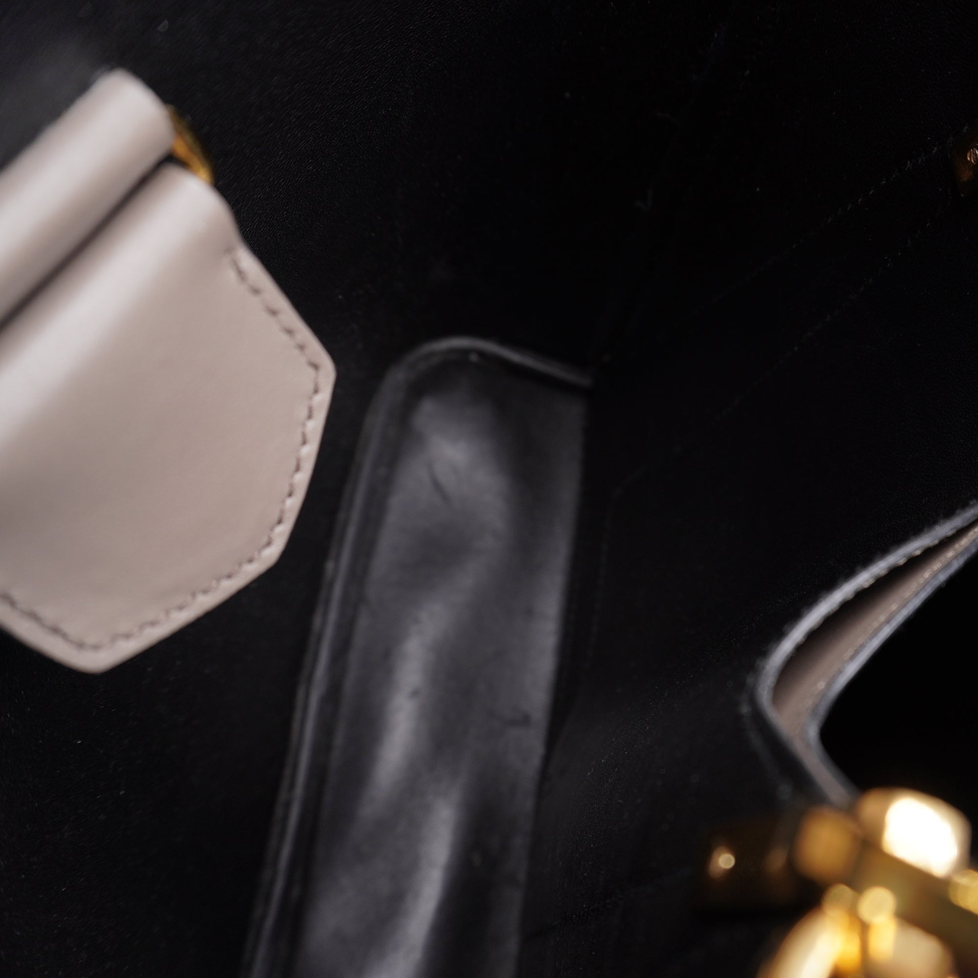 PRE-OWNED Grey Saffiano Leather Panier Tote Shoulder Bag