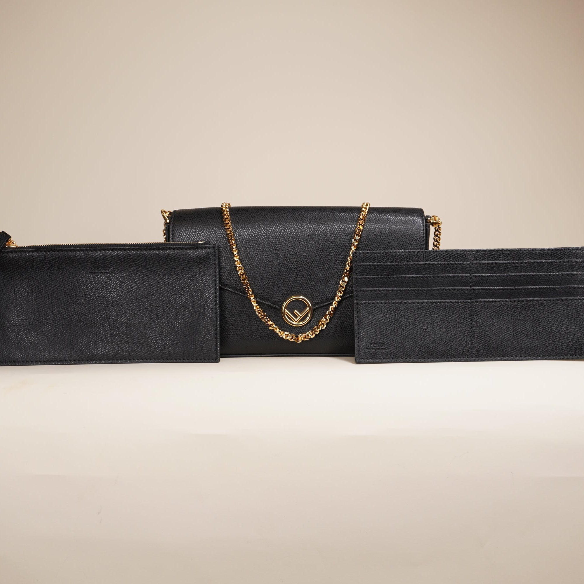 PRE-OWNED Vitello Cruise F is Envelope Wallet on Chain with Pouches Black