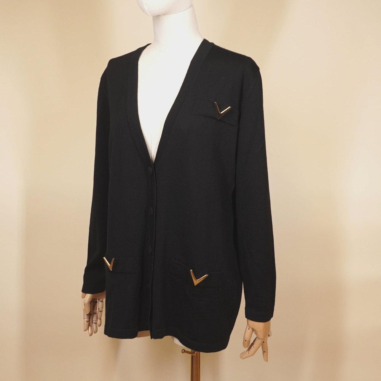 PRE-OWNED Vgold Wool Cardigan Black M