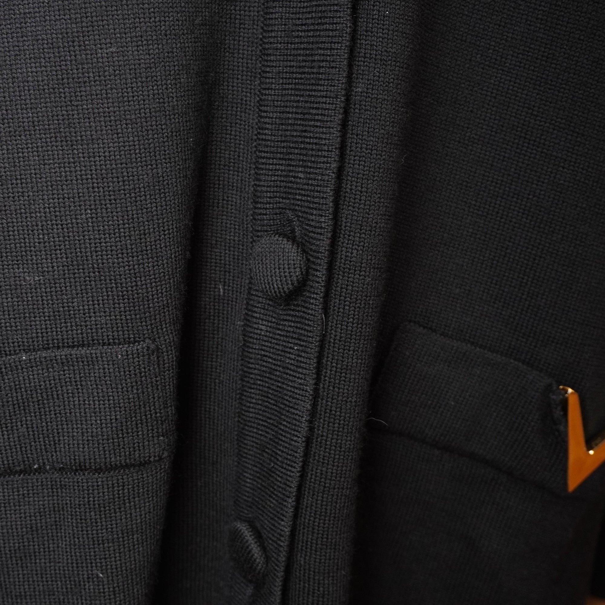 PRE-OWNED Vgold Wool Cardigan Black M