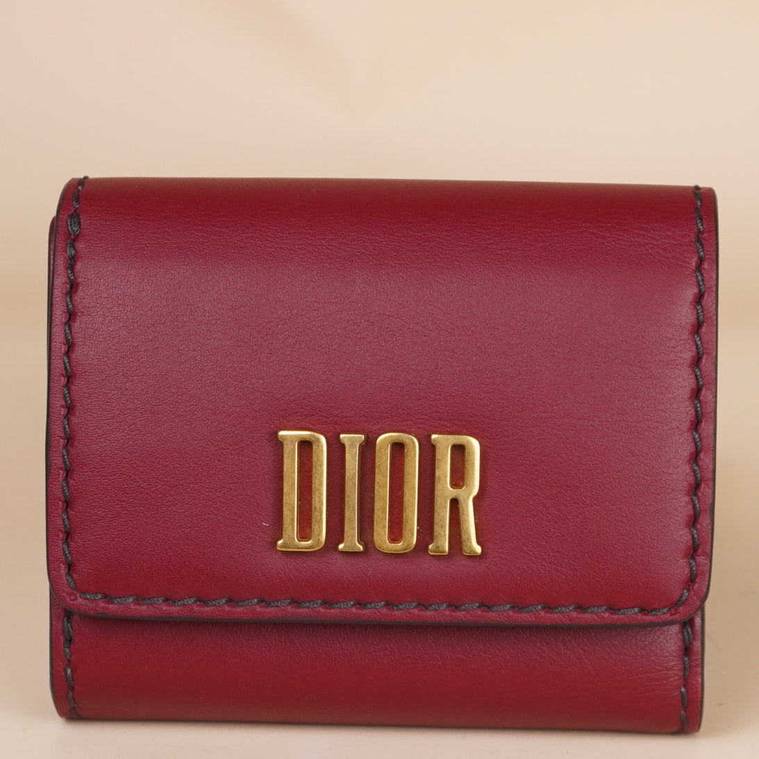 PRE-OWNED CD Trifold Wallet Red Grained Leather Wallet Bag