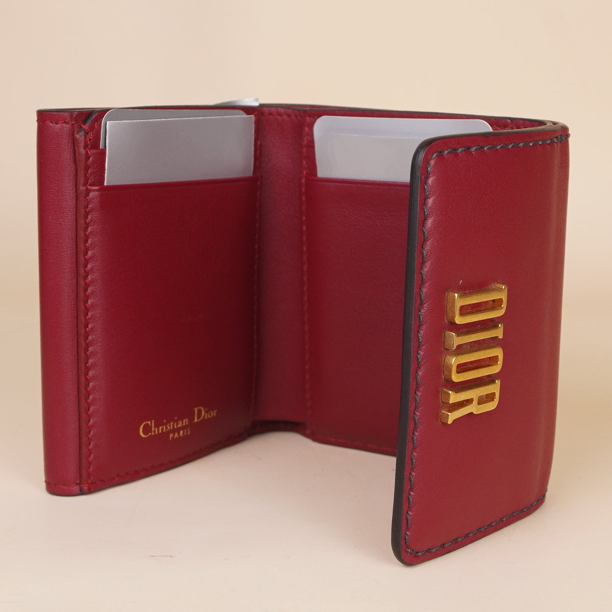 PRE-OWNED CD Trifold Wallet Red Grained Leather Wallet Bag