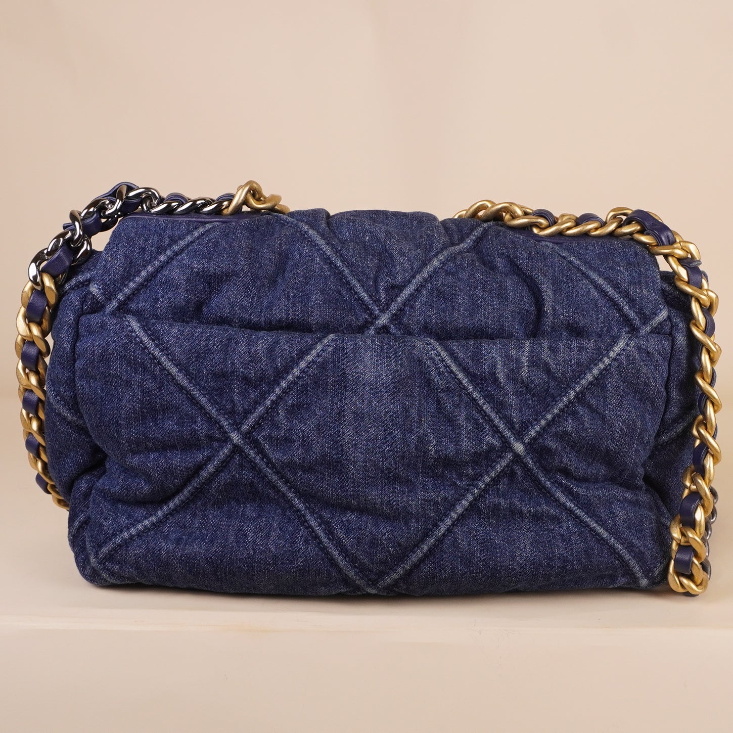 PRE-OWNED CC Denim Quilted Medium CC 19 Flap