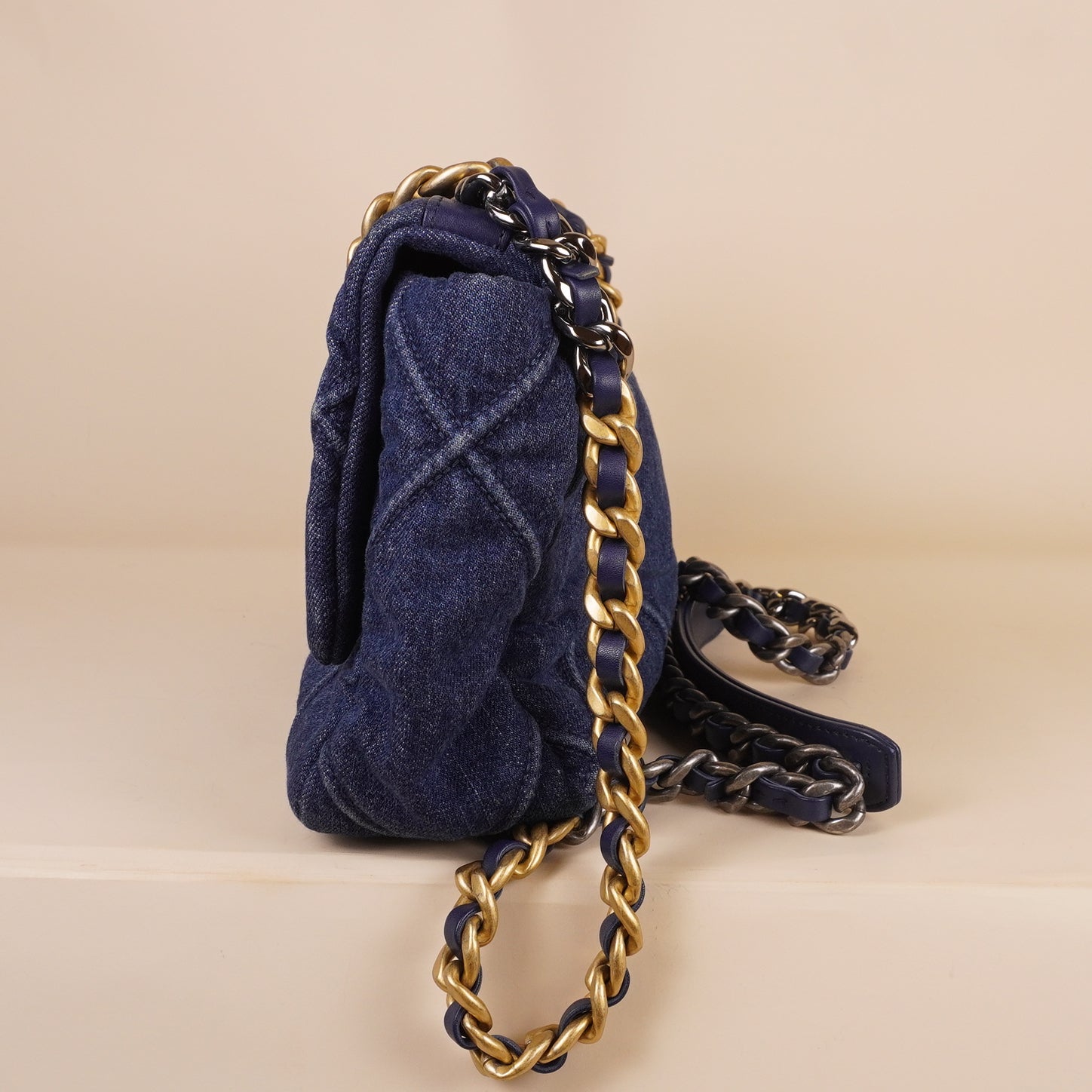 PRE-OWNED CC Denim Quilted Medium CC 19 Flap