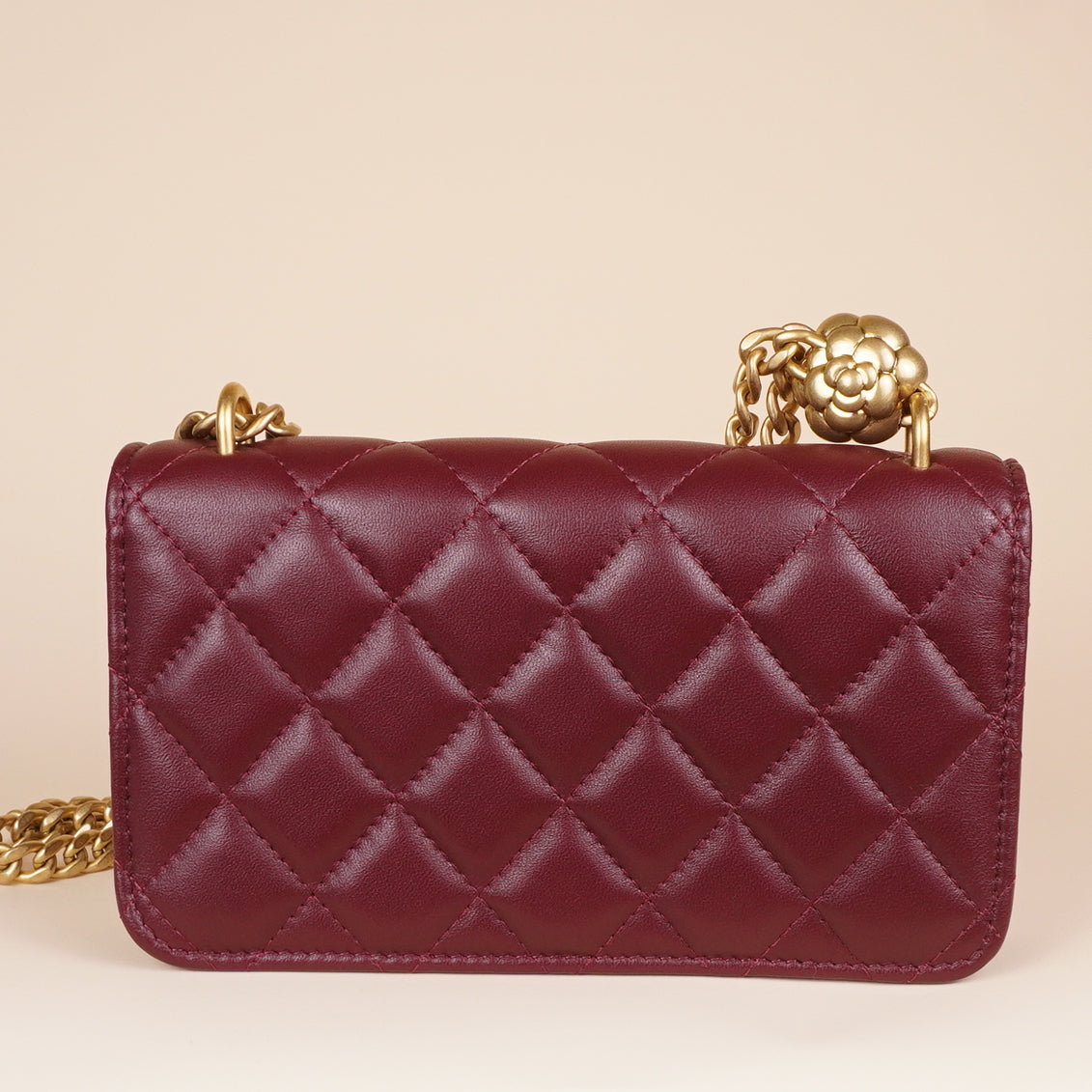 PRE-OWNED CC Camellia Crush Quilted Lambskin Burgundy Wallet On Chain