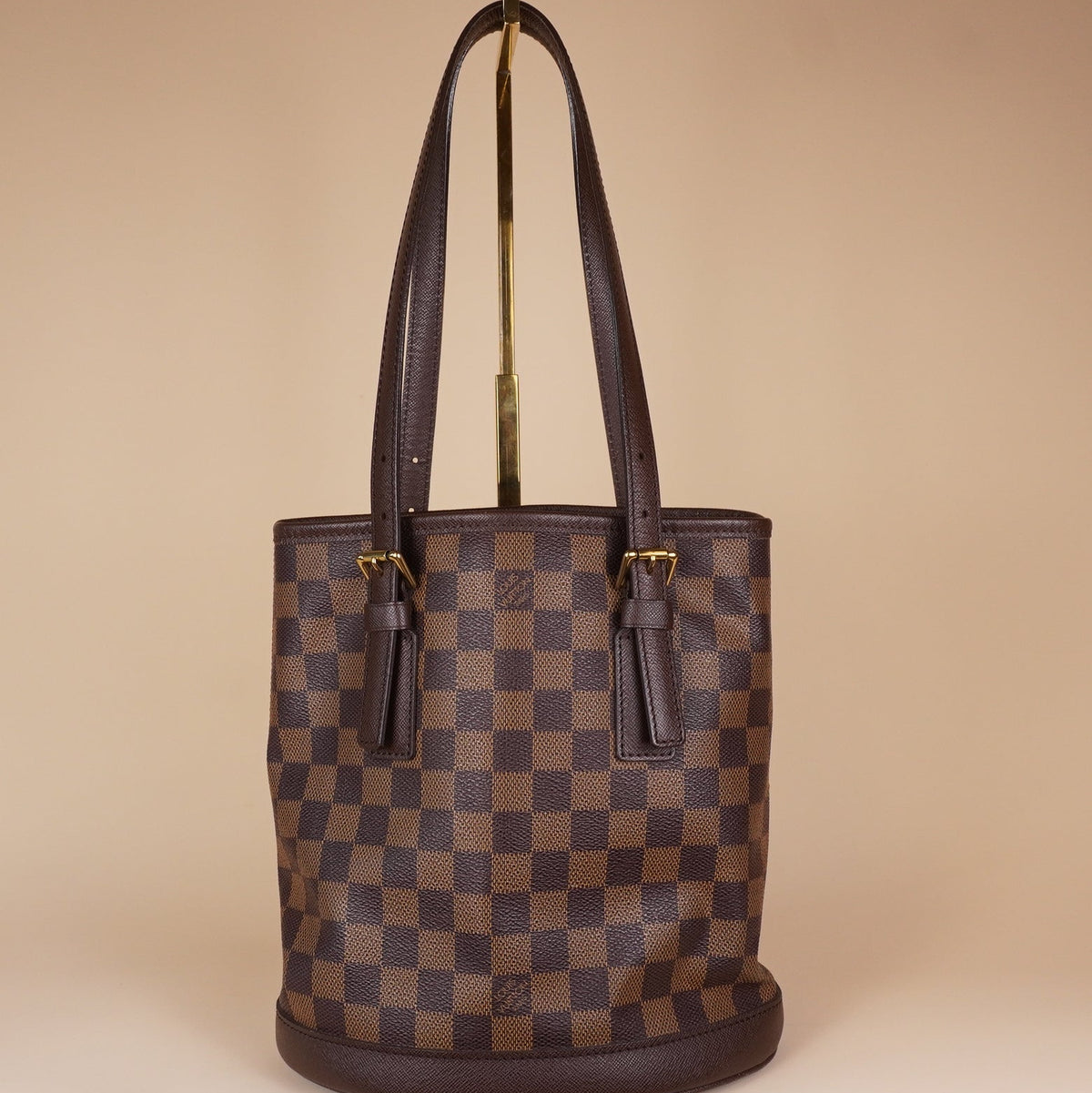 PRE-OWNED LV Damier Ebene Marais Bucket 23