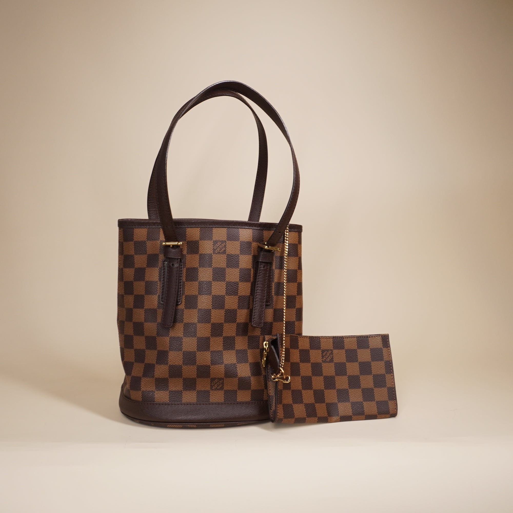 PRE-OWNED LV Damier Ebene Marais Bucket 23 Shoulder Bag