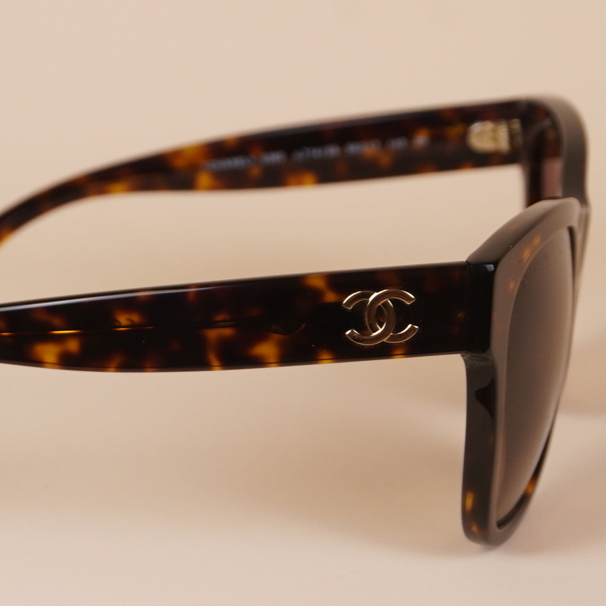 PRE-OWNED Interlocking CC Logo Square Sunglasses
