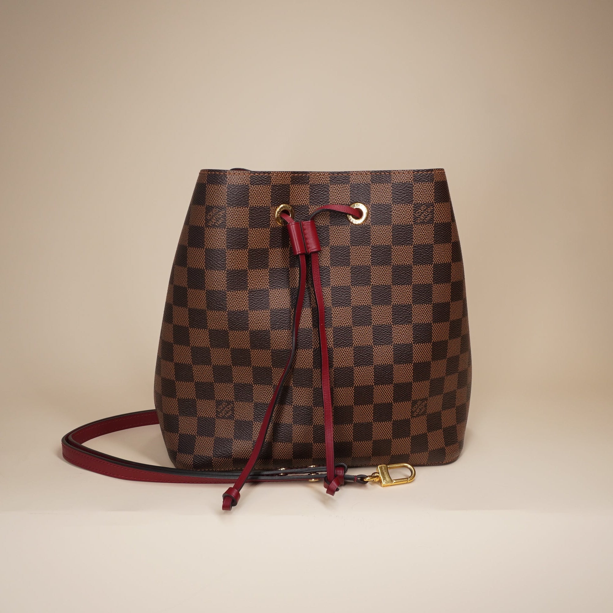LV Damier Ebene Neonoe MM Cherry Berry Shoulder Bag
