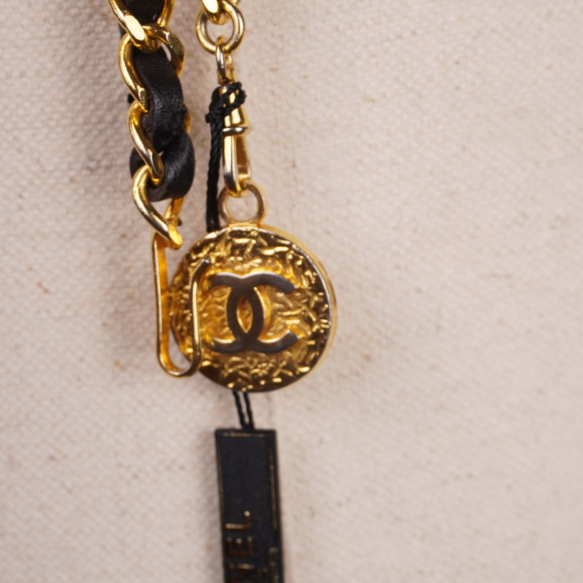 PRE-OWNED CC 1982 Interlocking CC Logo Waist Belt