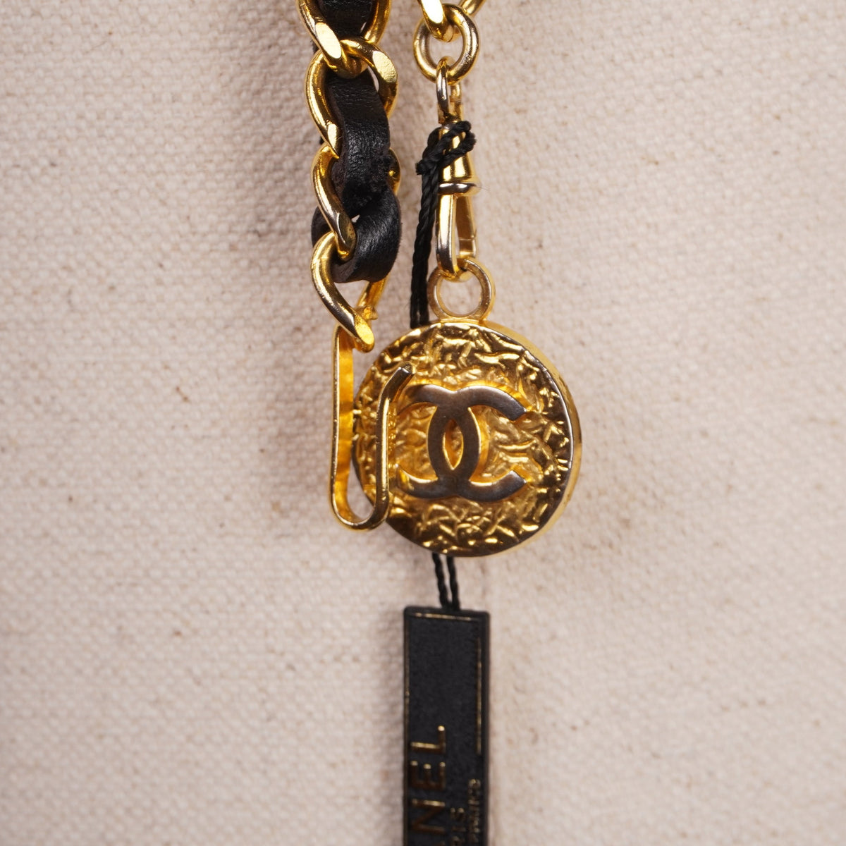 PRE-OWNED CC 1982 Interlocking CC Logo Waist Belt