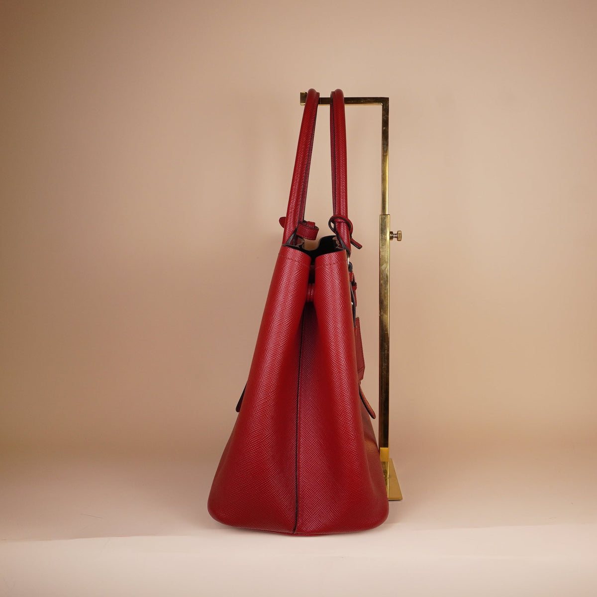 PRE-OWNED Red Saffiano Leather Galleria Double Zip Shoulder Bag