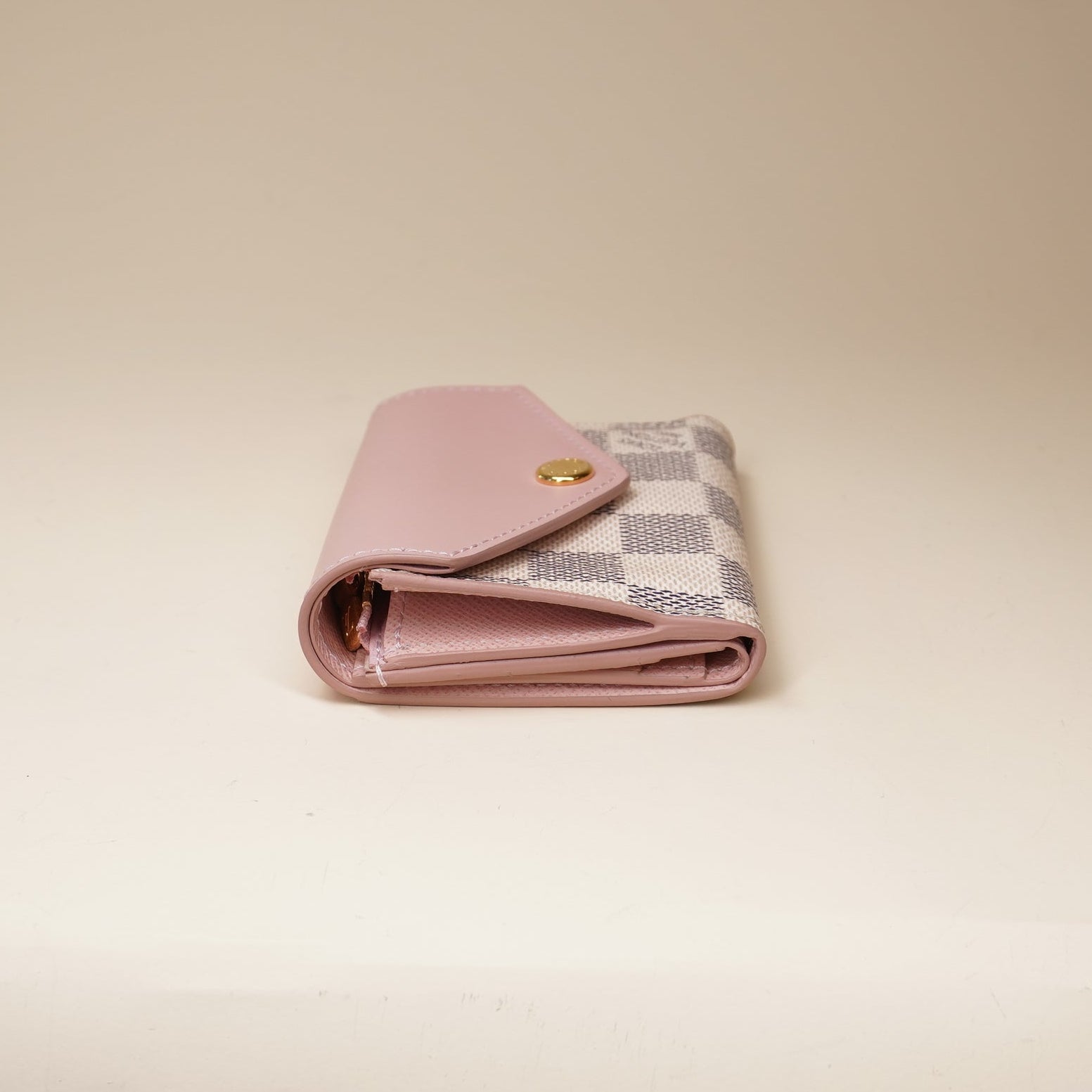 PRE-OWNED LV Rose Ballerine Damier Azur Canvas Zoe Wallet